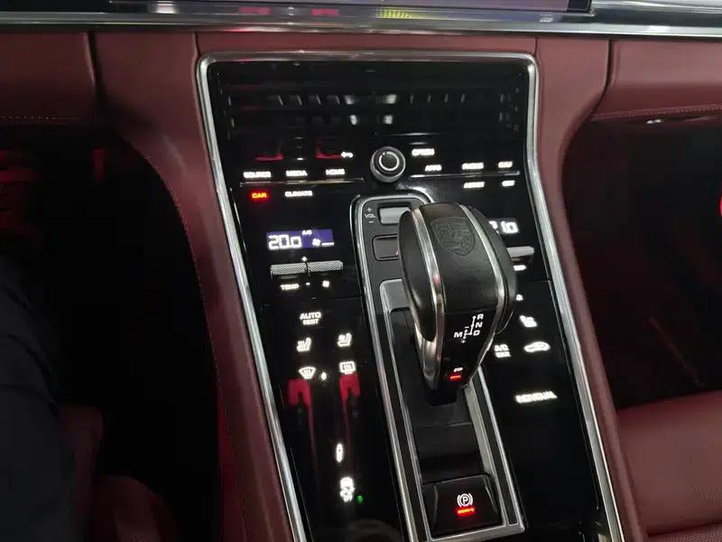 Panamera E-Hybrid 2022 Panamera 4 E-Hybrid 2.9T — миниатюра 14
