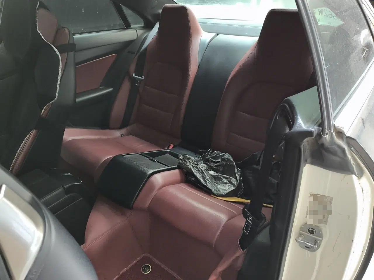 Mercedes-Benz E-Class 2011 E 260 CGI Coupe — миниатюра 17