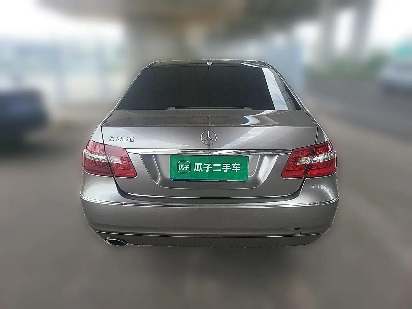 Mercedes-Benz E-Class 2010 E 260 L CGI Elegant Model — миниатюра 5