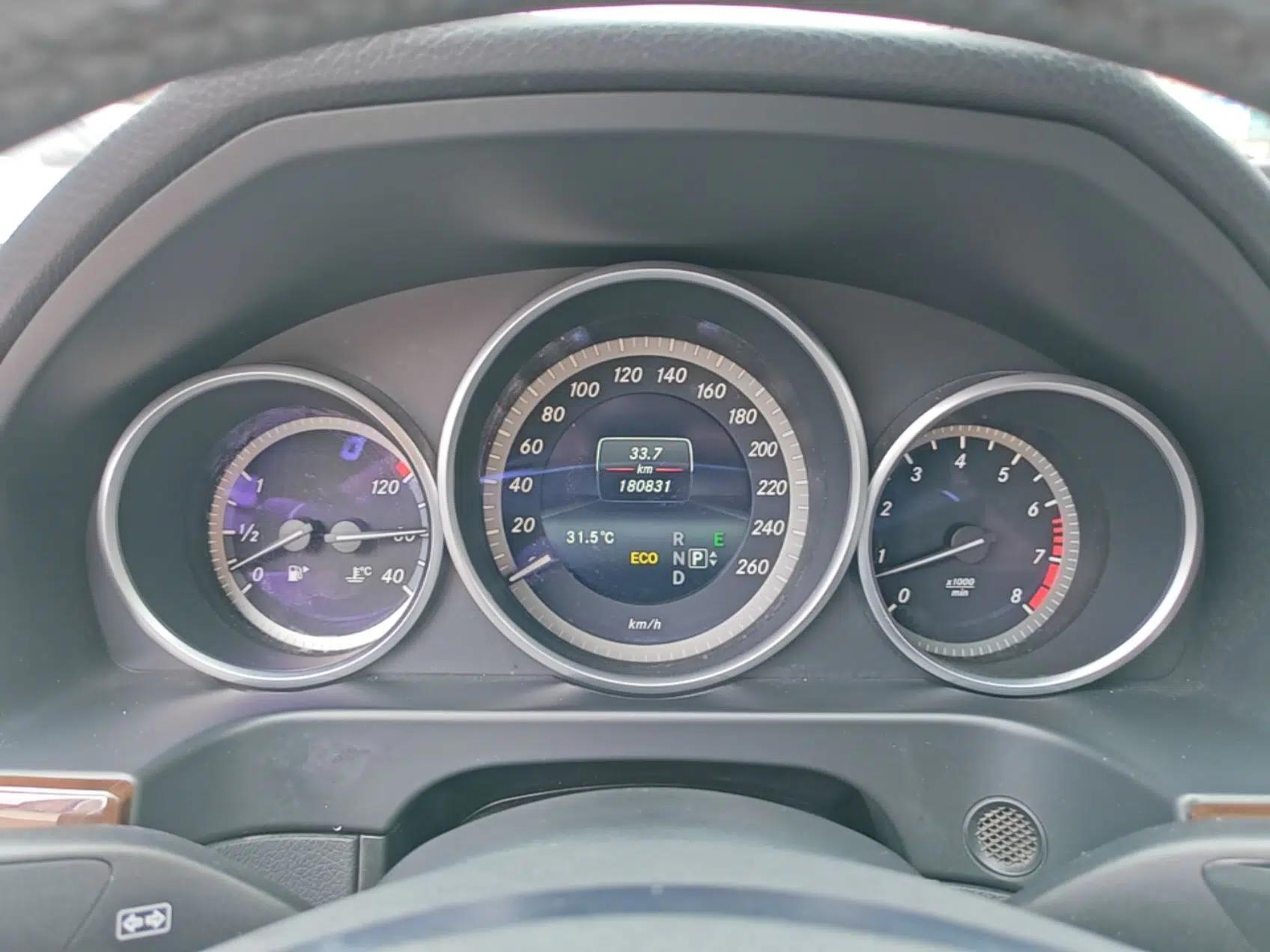 Mercedes-Benz E-Class 2015 Facelift E 200 L — миниатюра 14