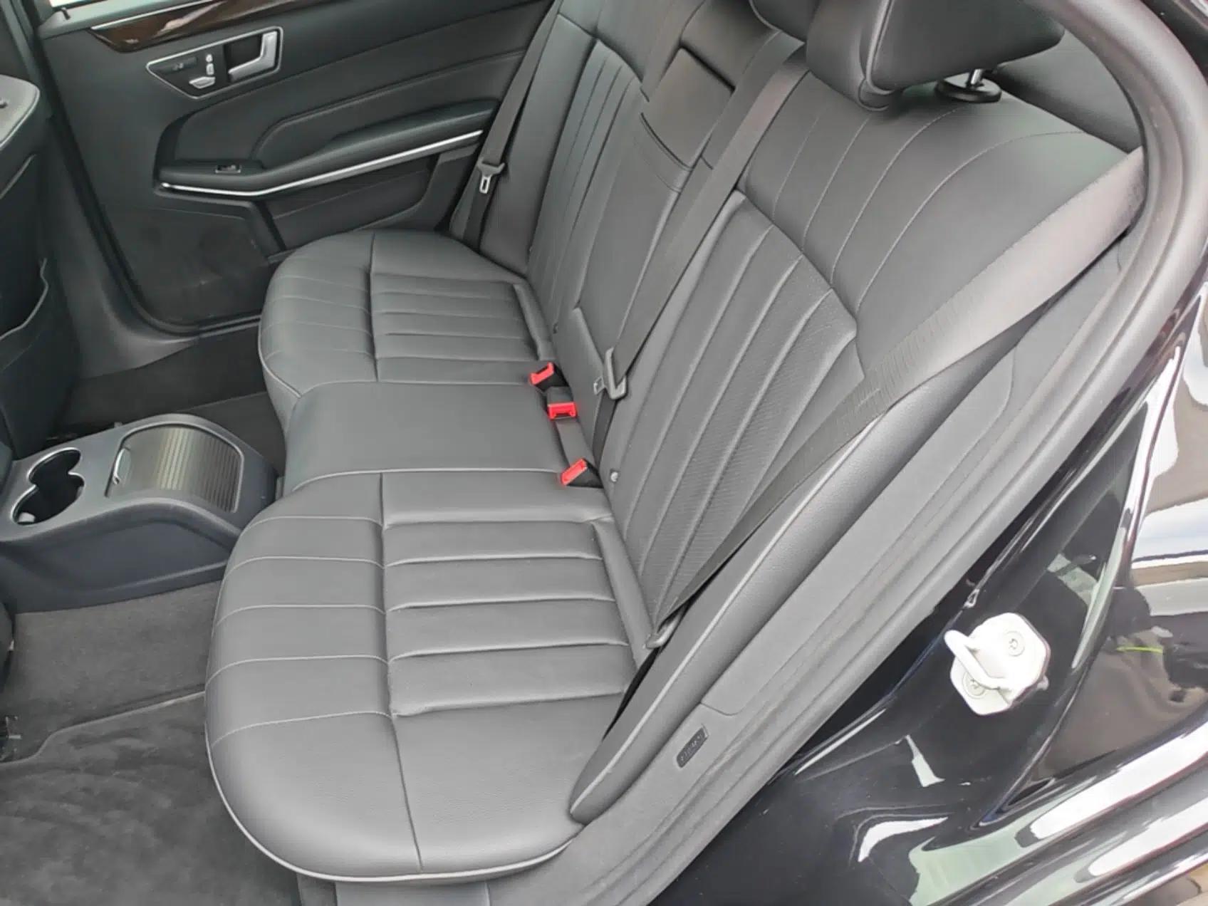 Mercedes-Benz E-Class 2015 Facelift E 200 L — миниатюра 20