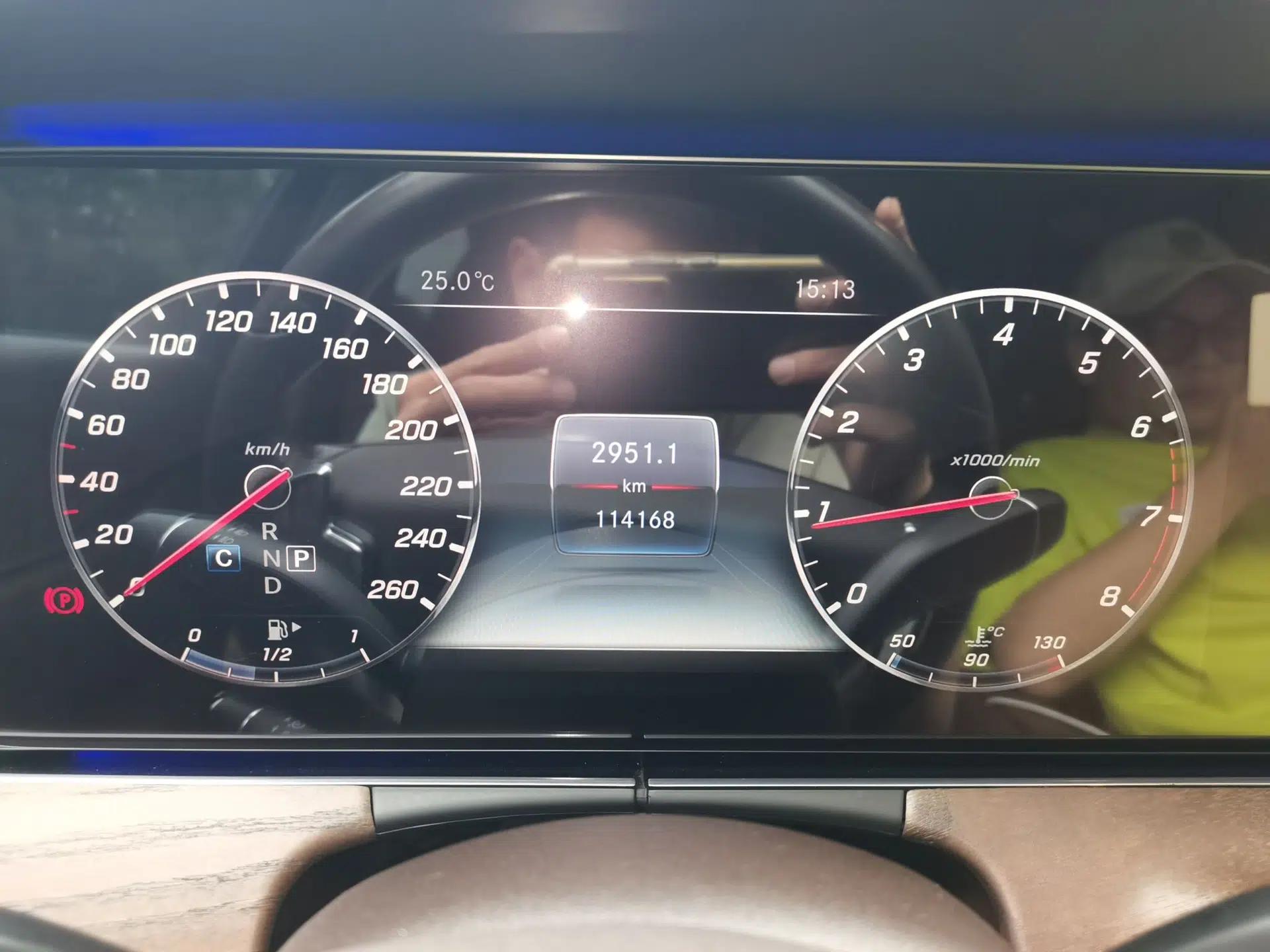 Mercedes-Benz E-Class 2018 Facelift E 200 L — миниатюра 11