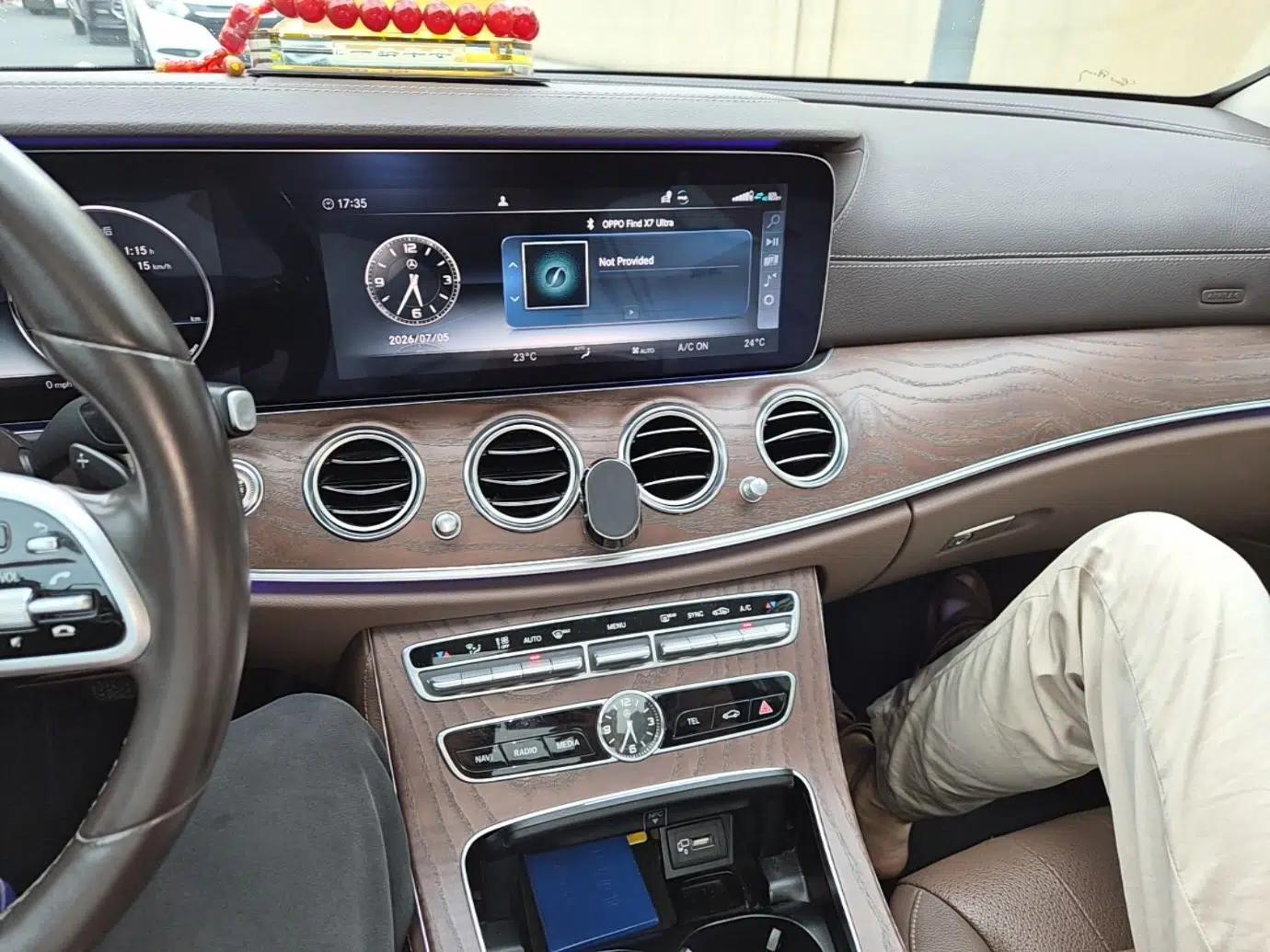 Mercedes-Benz E-Class 2019 E 300 L Luxury Model — миниатюра 13