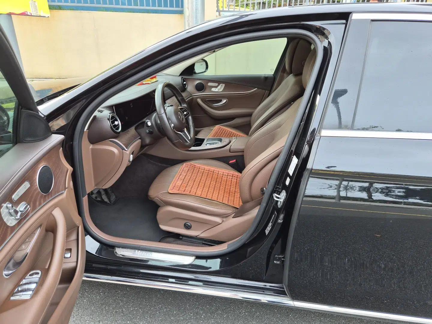 Mercedes-Benz E-Class 2019 E 300 L Luxury Model — миниатюра 15