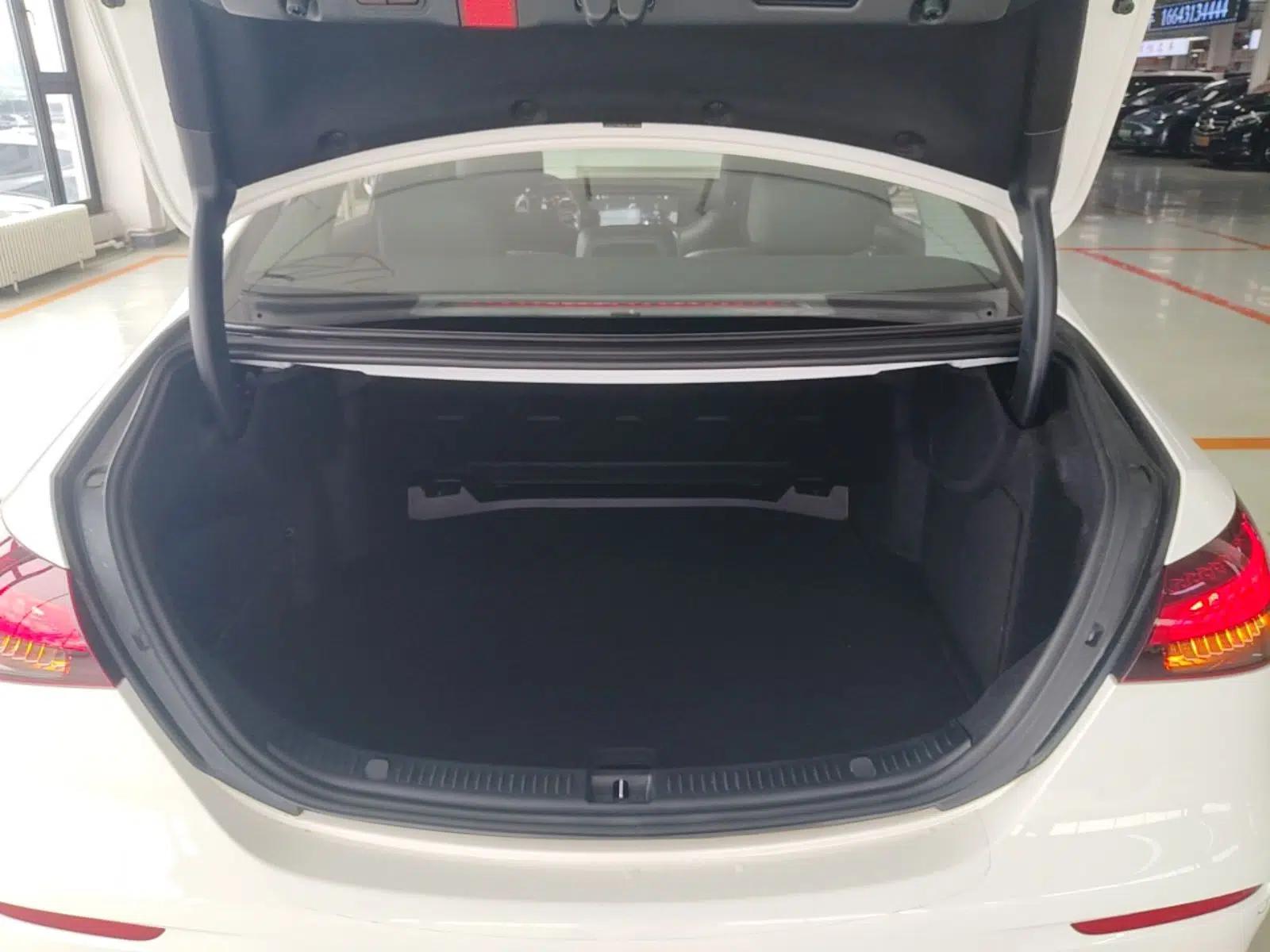 Mercedes-Benz E-Class 2021 E 260 L Sport Edition — миниатюра 22