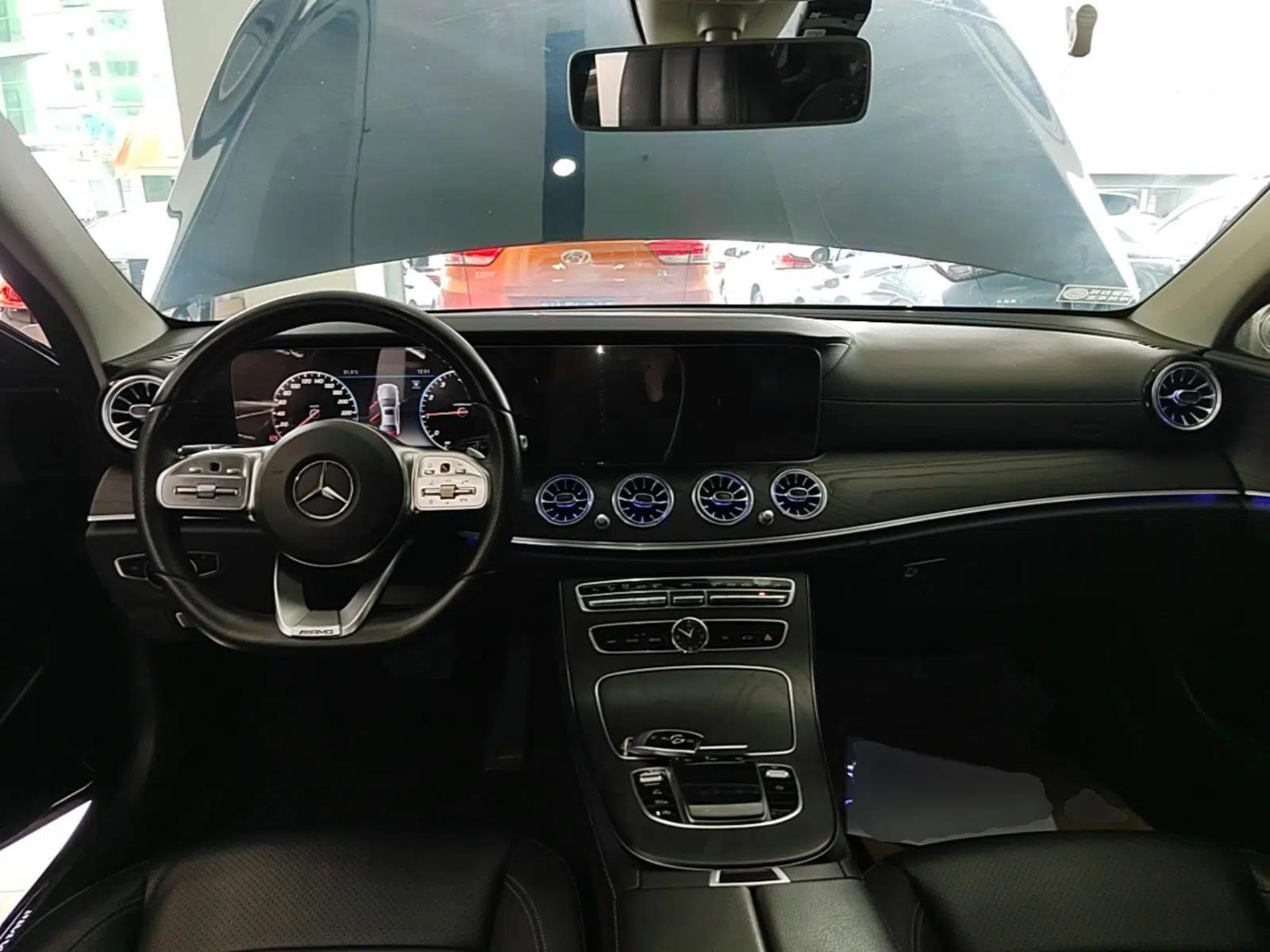 Mercedes-Benz E-Class 2019 Restyled E 300 L Sporty and Stylish Edition — миниатюра 12