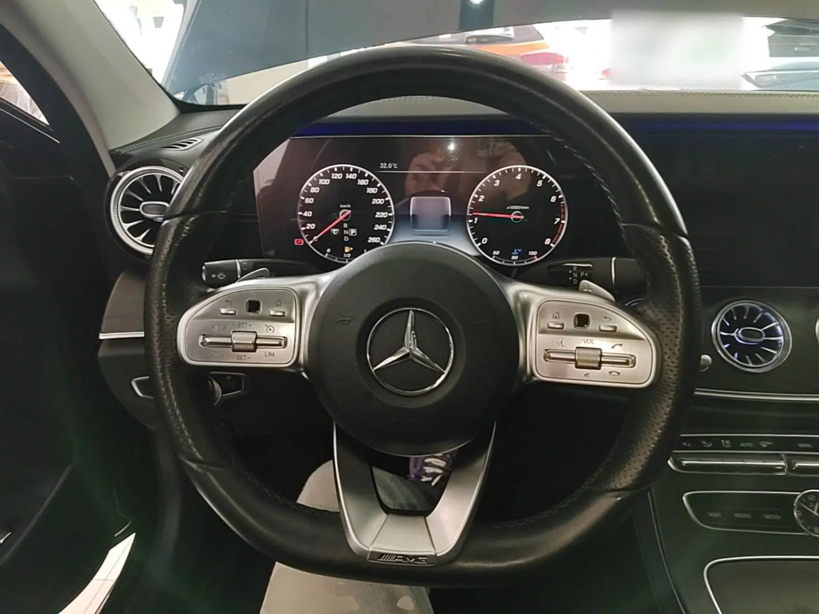 Mercedes-Benz E-Class 2019 Restyled E 300 L Sporty and Stylish Edition — миниатюра 13