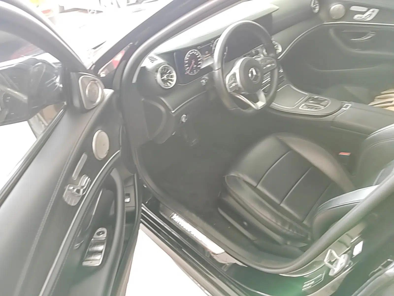 Mercedes-Benz E-Class 2019 Restyled E 300 L Sporty and Stylish Edition — миниатюра 18