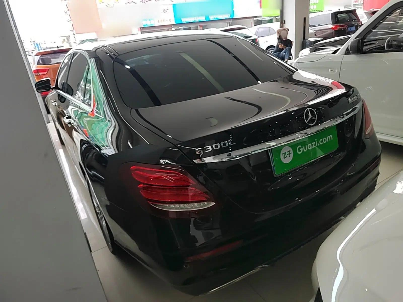 Mercedes-Benz E-Class 2019 Restyled E 300 L Sporty and Stylish Edition — миниатюра 4