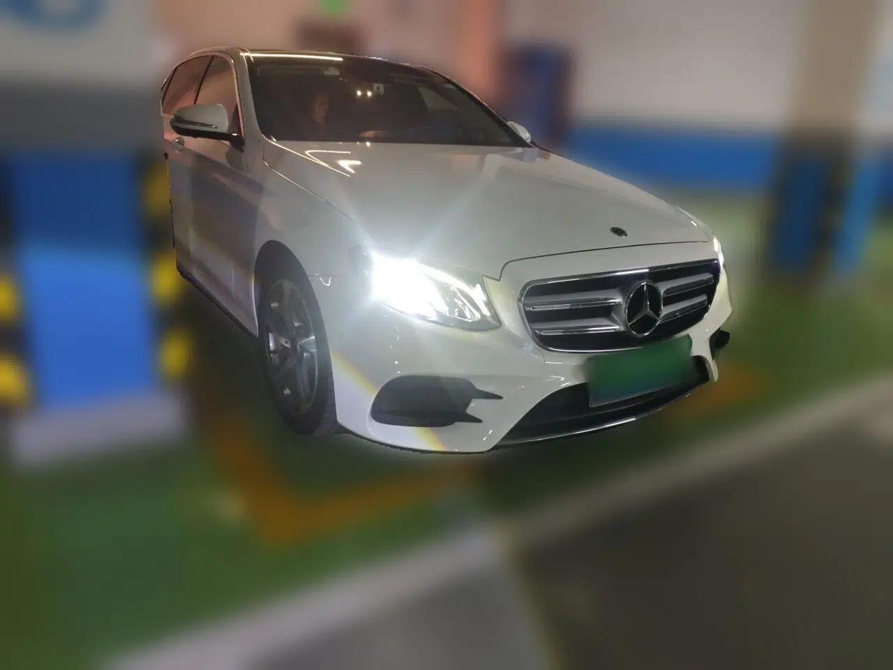 Mercedes-Benz E-Class 2017 E 300 L Sport Luxury Edition — миниатюра 3