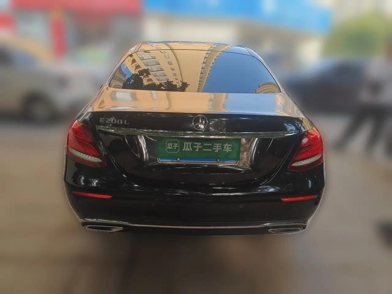 Mercedes-Benz E-Class 2018 Facelift E 200 L — миниатюра 5