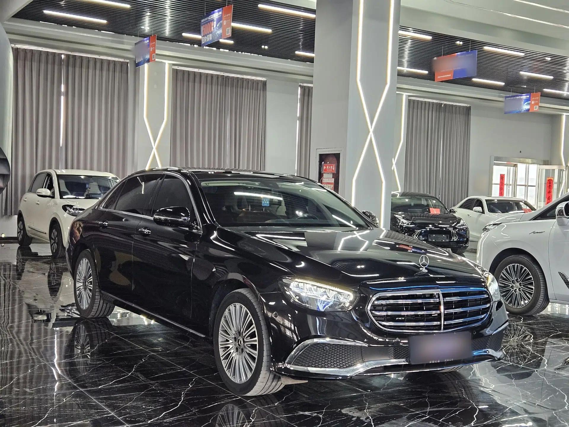 Mercedes-Benz E-Class 2022 Revised Version E 300 L Fashion Edition — миниатюра 13