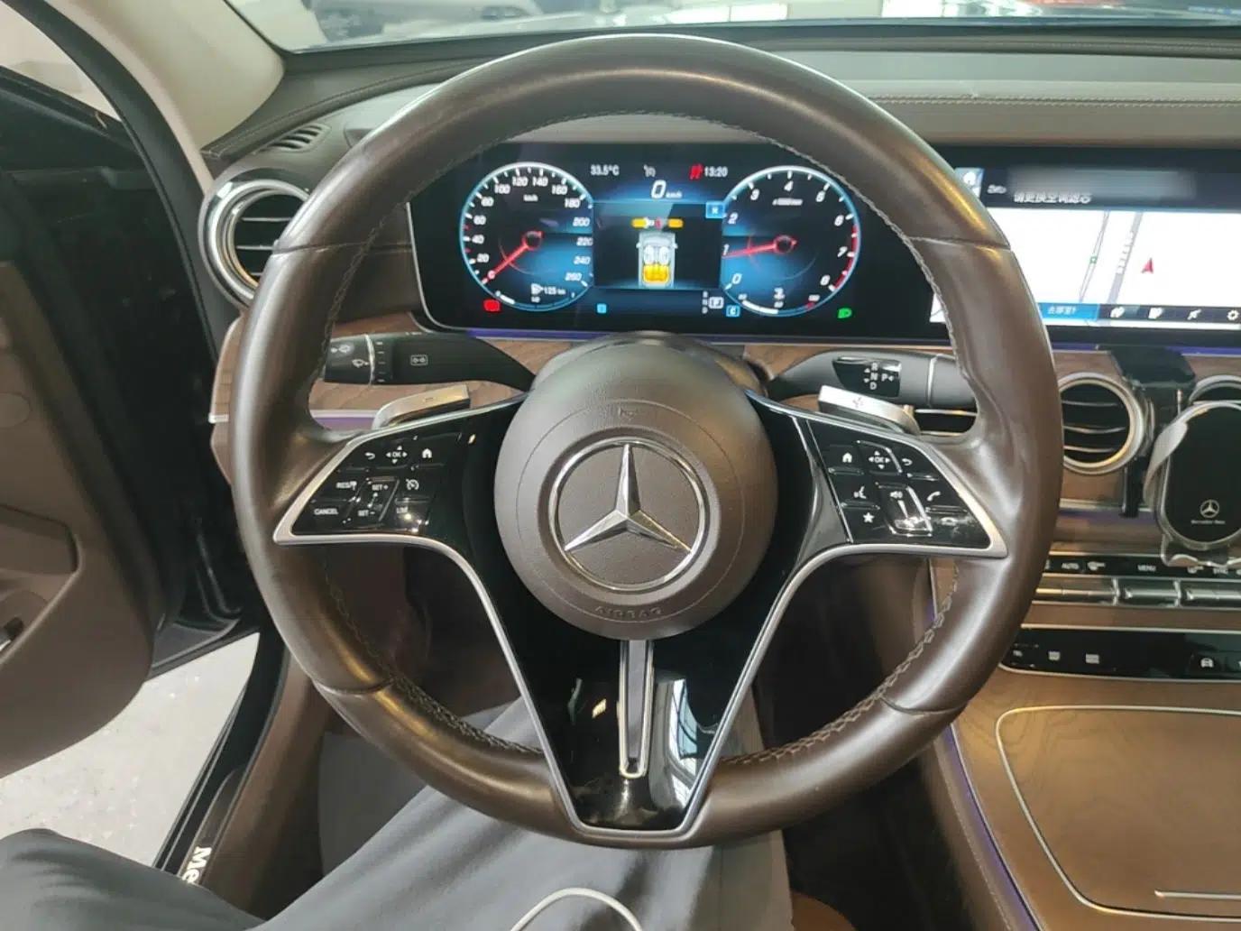 Mercedes-Benz E-Class 2022 Revised Version E 300 L Fashion Edition — миниатюра 18