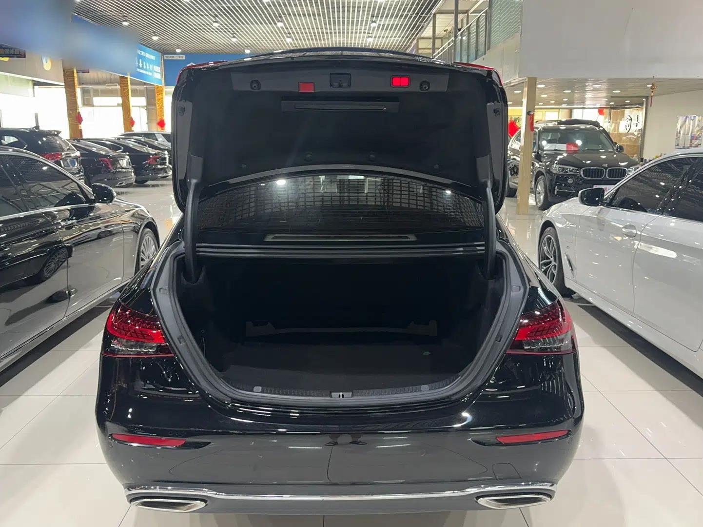 Mercedes-Benz E-Class 2022 Updated E 300 L Stylish Edition — миниатюра 9