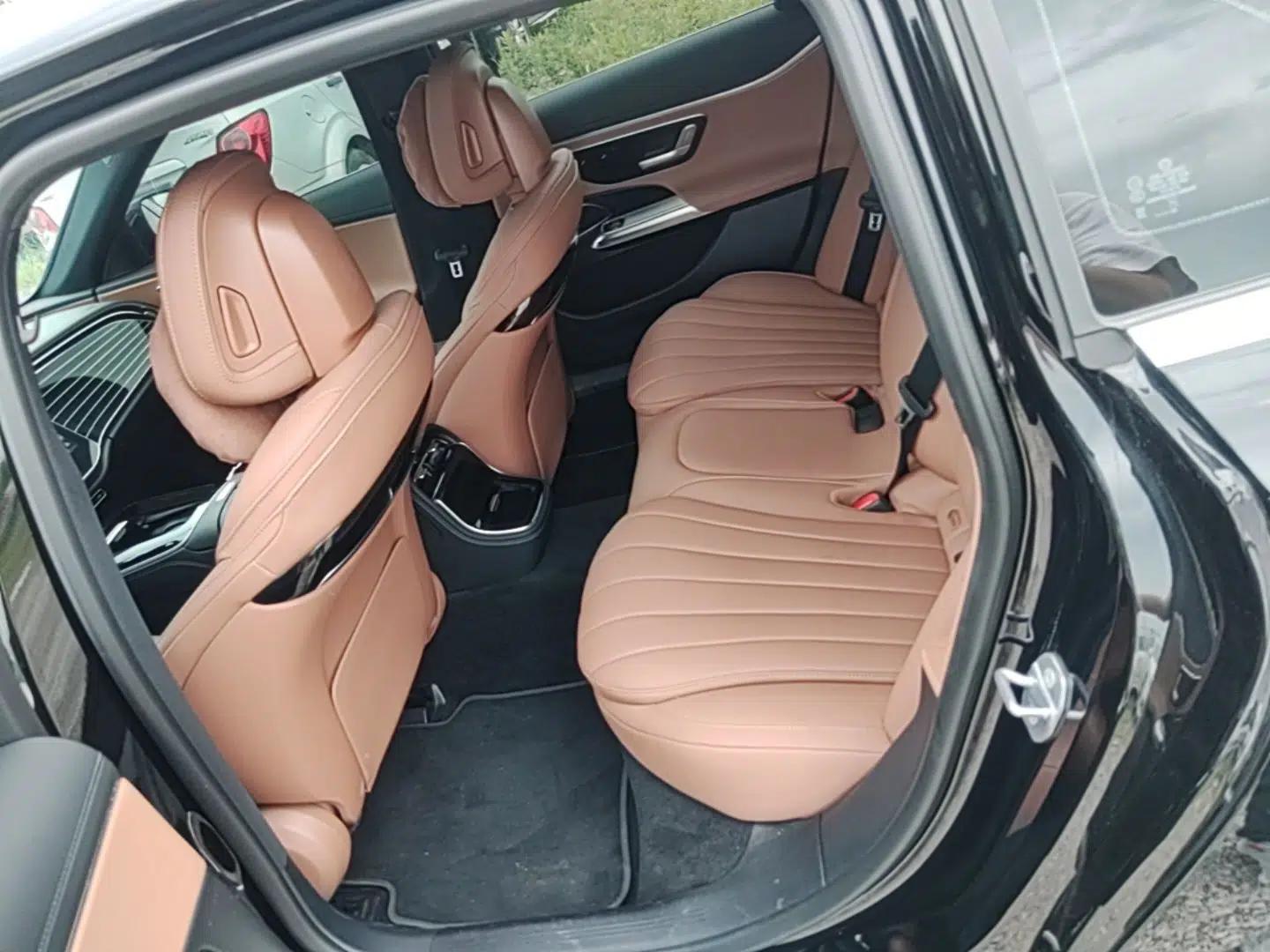 Mercedes-Benz E-Class 2024 E 260 L — миниатюра 20
