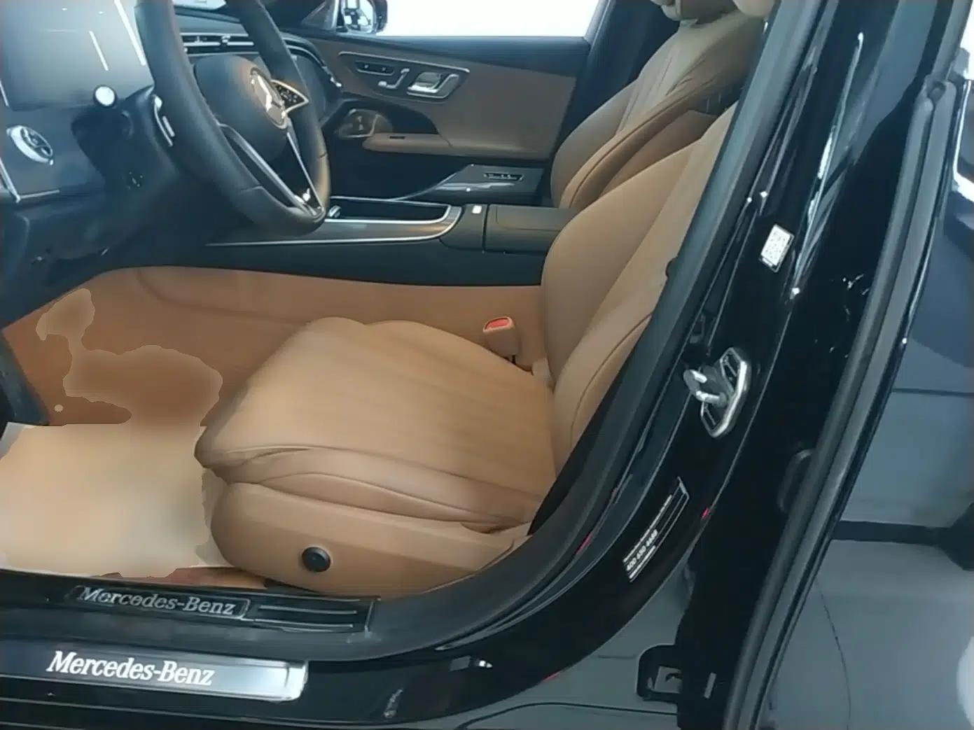 Mercedes-Benz E-Class 2025 Facelift E 300 L Luxury Edition — миниатюра 17
