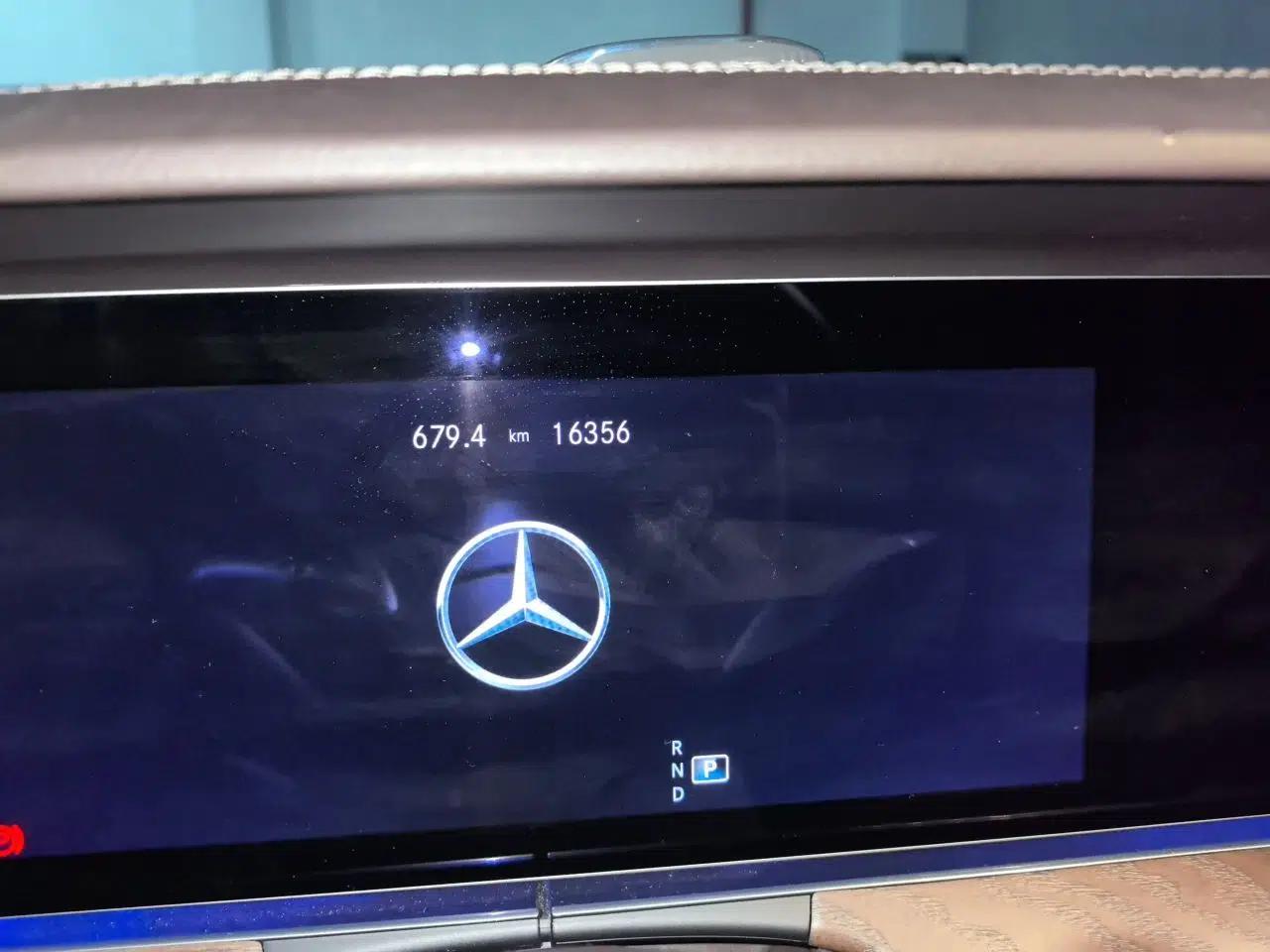 Mercedes-Benz E-Class 2023 E 300 L Luxury Model — миниатюра 12