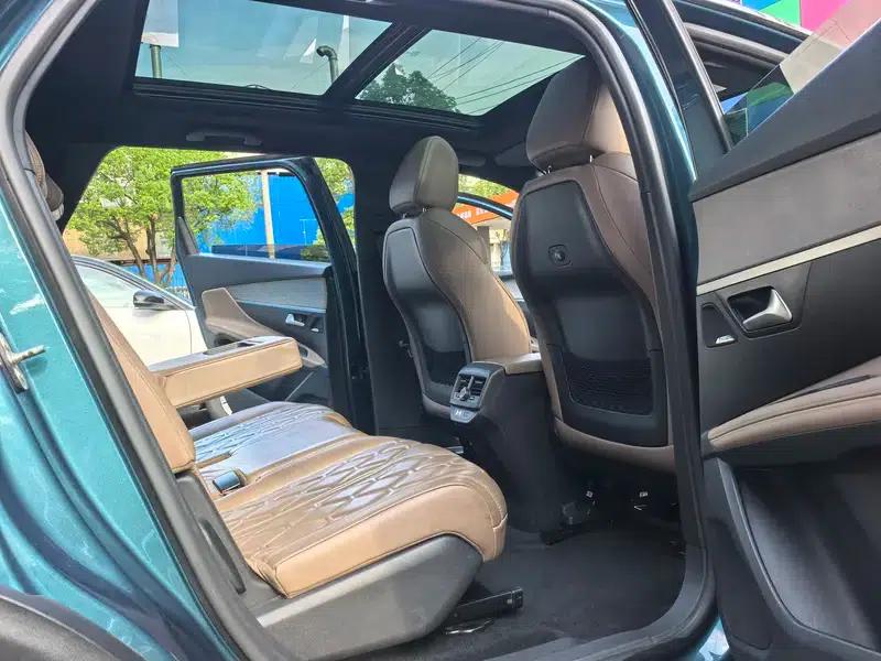 Peugeot 5008 2017 380THP 7-seater Luxury GT Edition — миниатюра 15