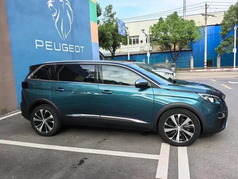 Peugeot 5008 2017 380THP 7-seater Luxury GT Edition — миниатюра 4