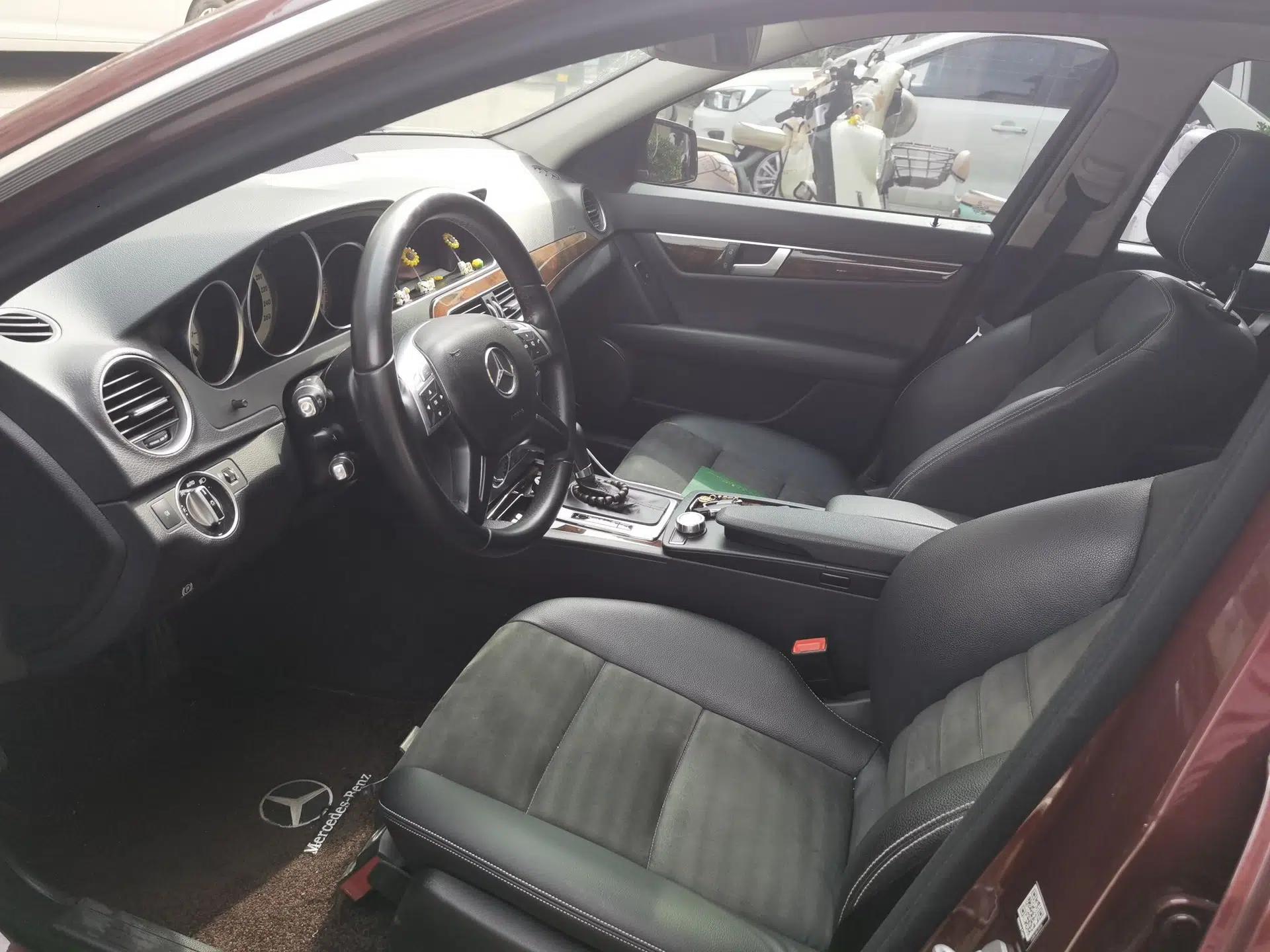 Mercedes-Benz C-Class 2013 C 260 Elegant Grand Edition — миниатюра 16