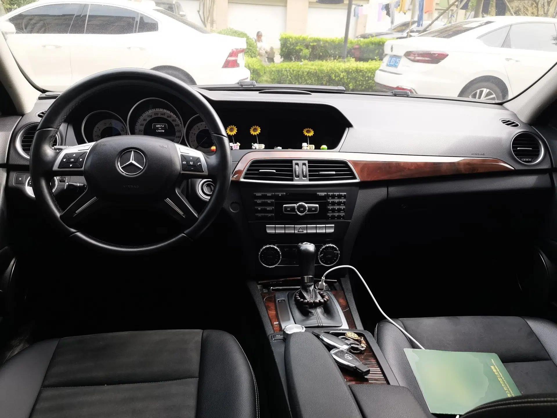 Mercedes-Benz C-Class 2013 C 260 Elegant Grand Edition — миниатюра 9