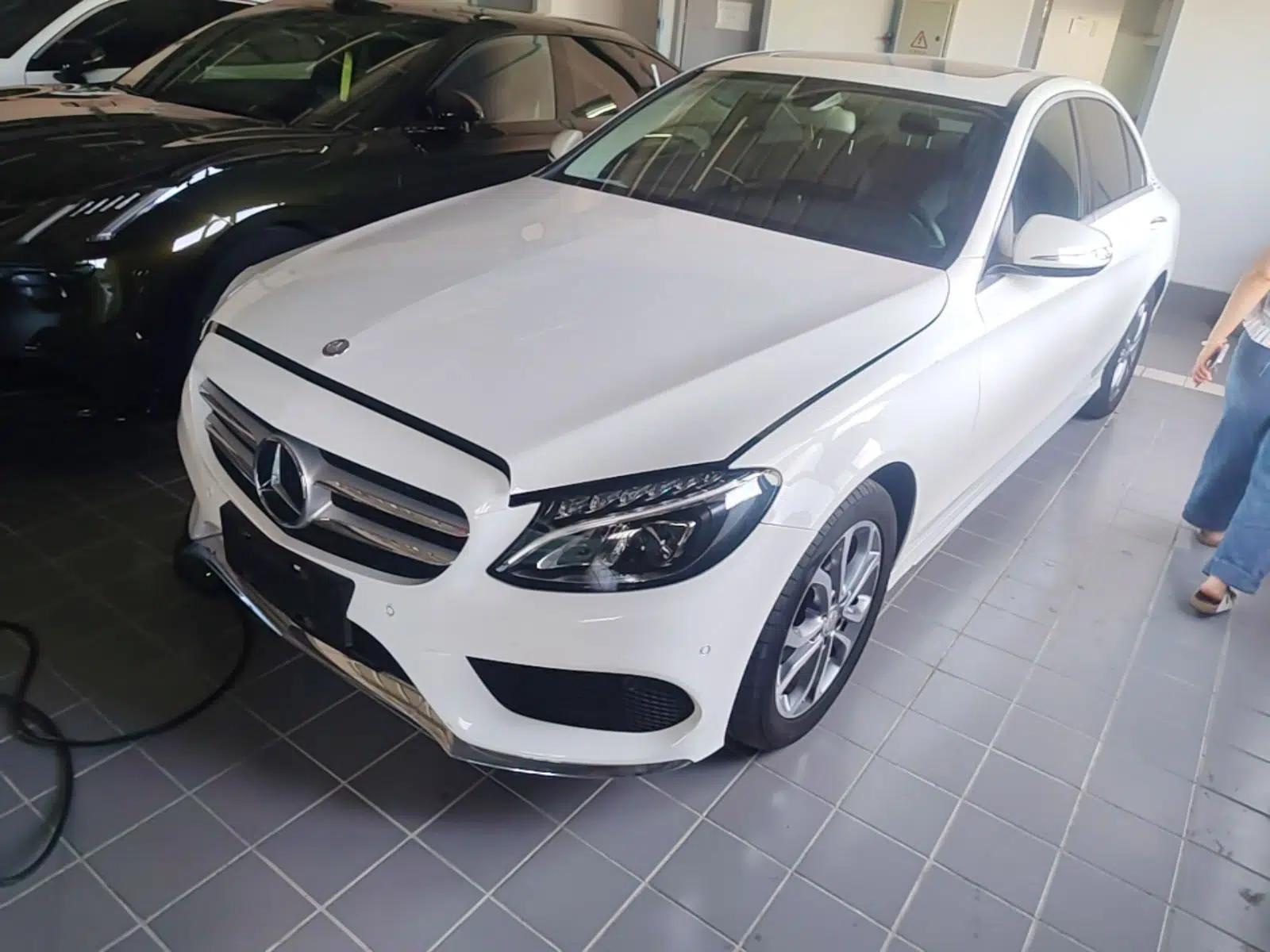 Mercedes-Benz C-Class 2016 C 180 L Sport Edition — миниатюра 1