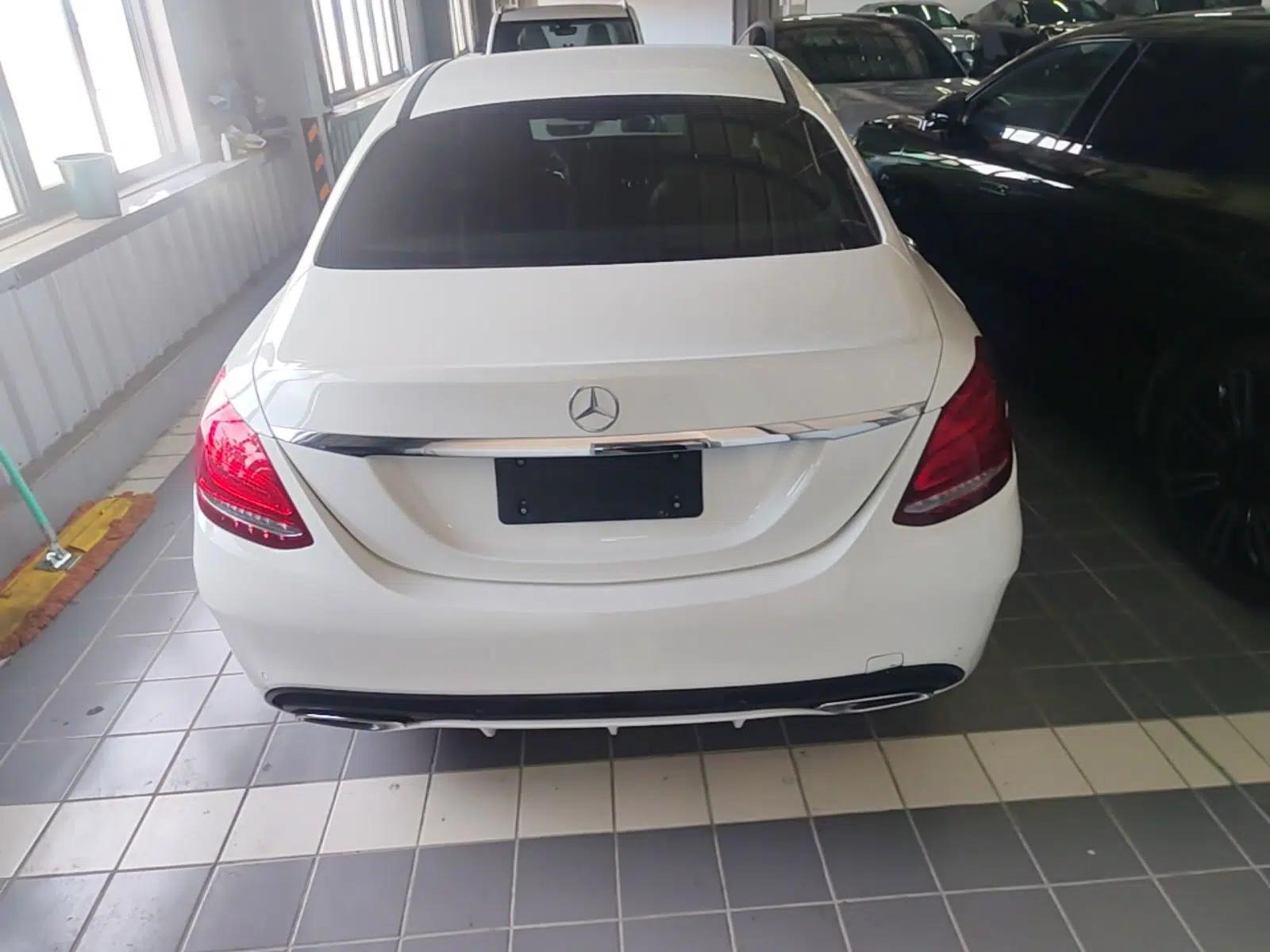 Mercedes-Benz C-Class 2016 C 180 L Sport Edition — миниатюра 5