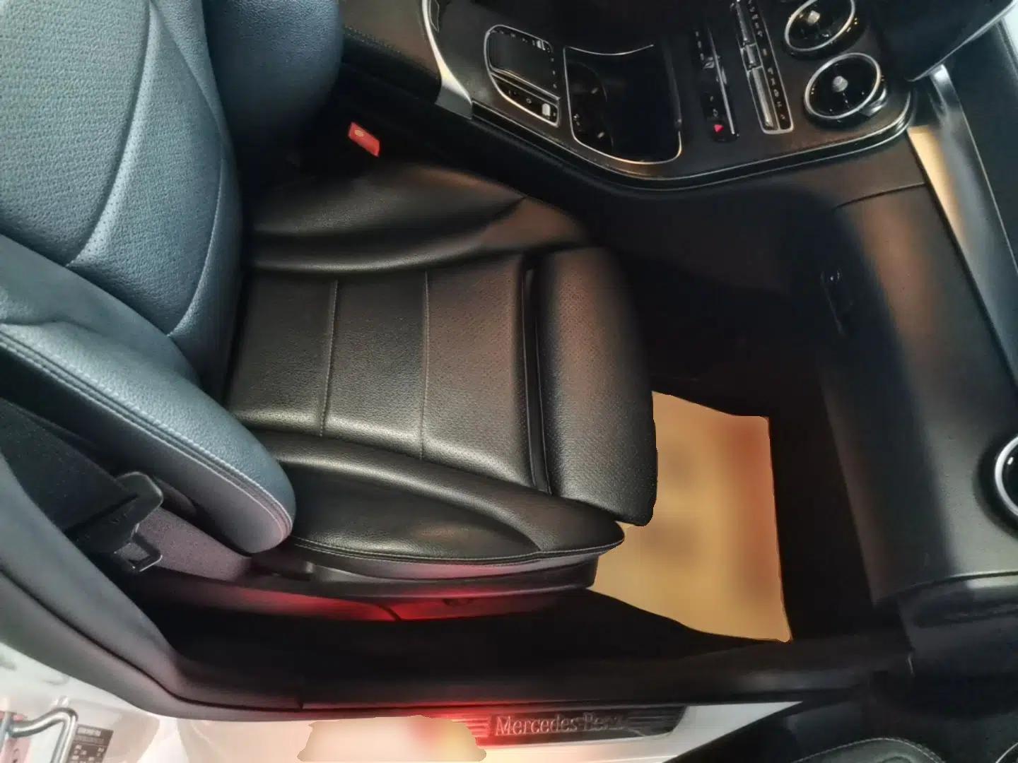 Mercedes-Benz C-Class 2019 C 180 L Fashion Edition Sport Version — миниатюра 19