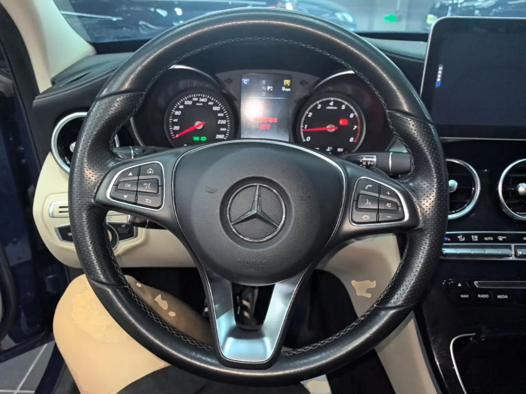 Mercedes-Benz C-Class 2017 Revised C 180 L Dynamic Sports Edition — миниатюра 13