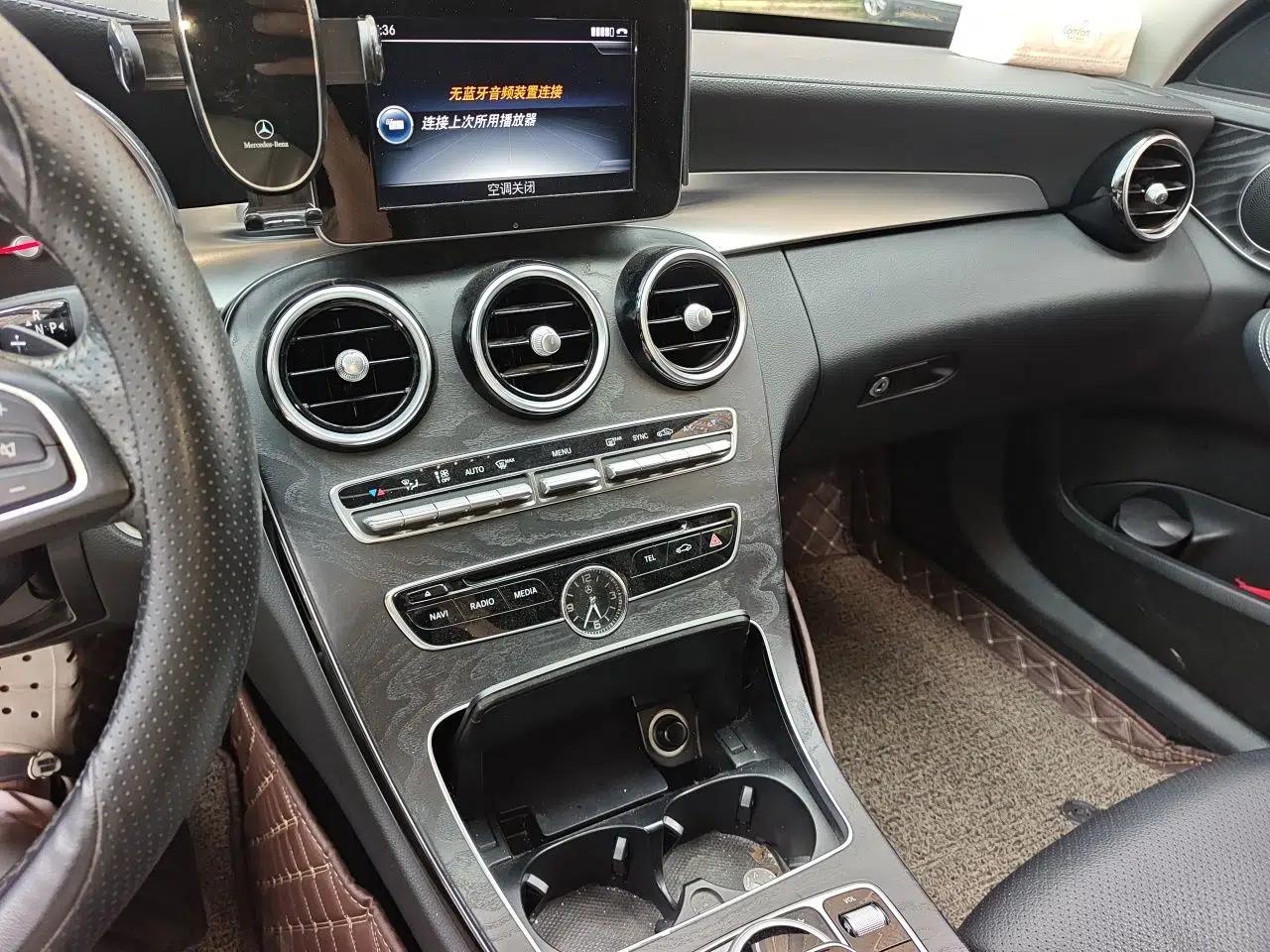 Mercedes-Benz C-Class 2017 Restyled C 180 L Fashion Edition Sport Version — миниатюра 13