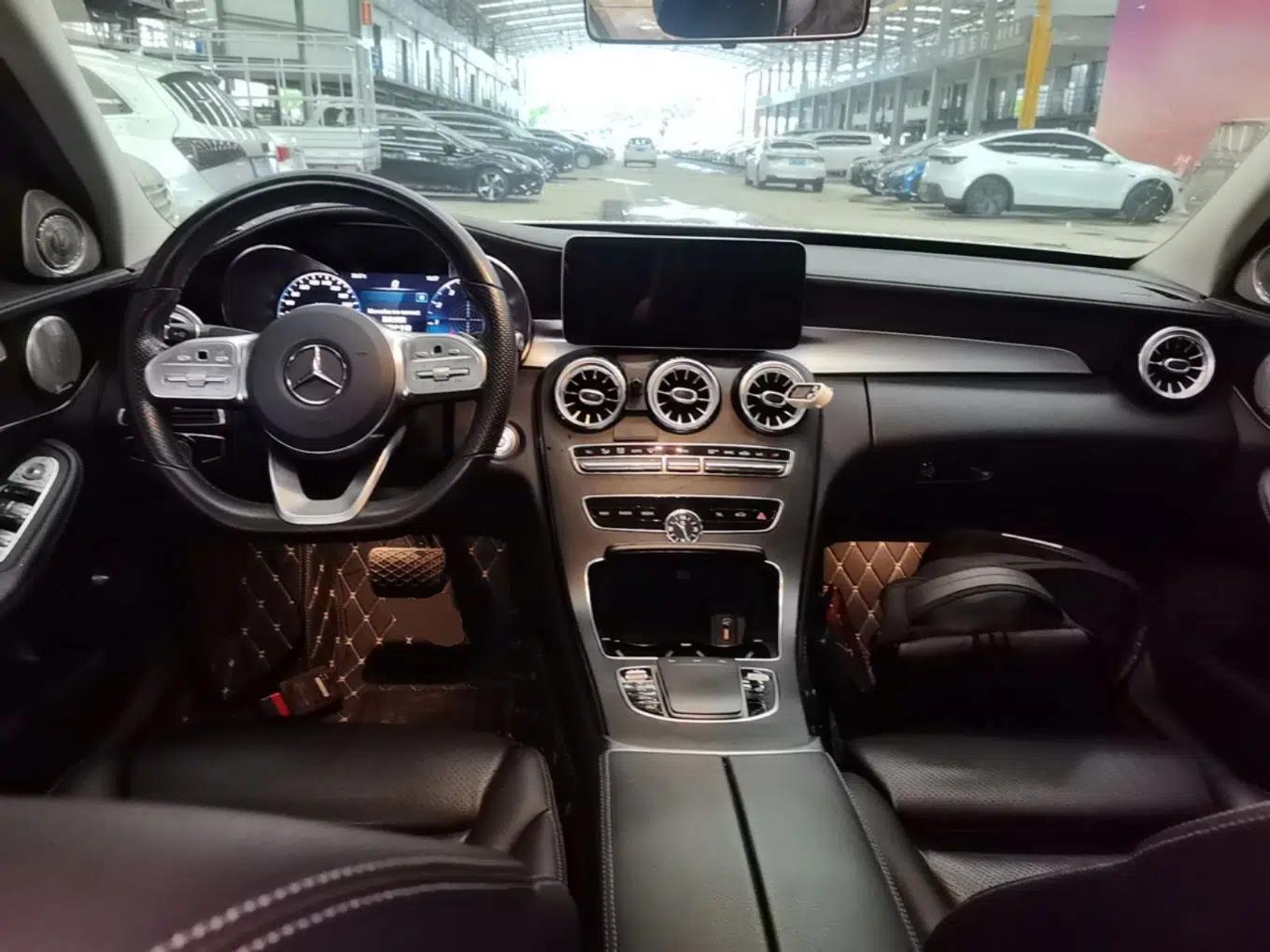 Mercedes-Benz C-Class 2021 C 260 L Sport Edition Star Collection — миниатюра 20