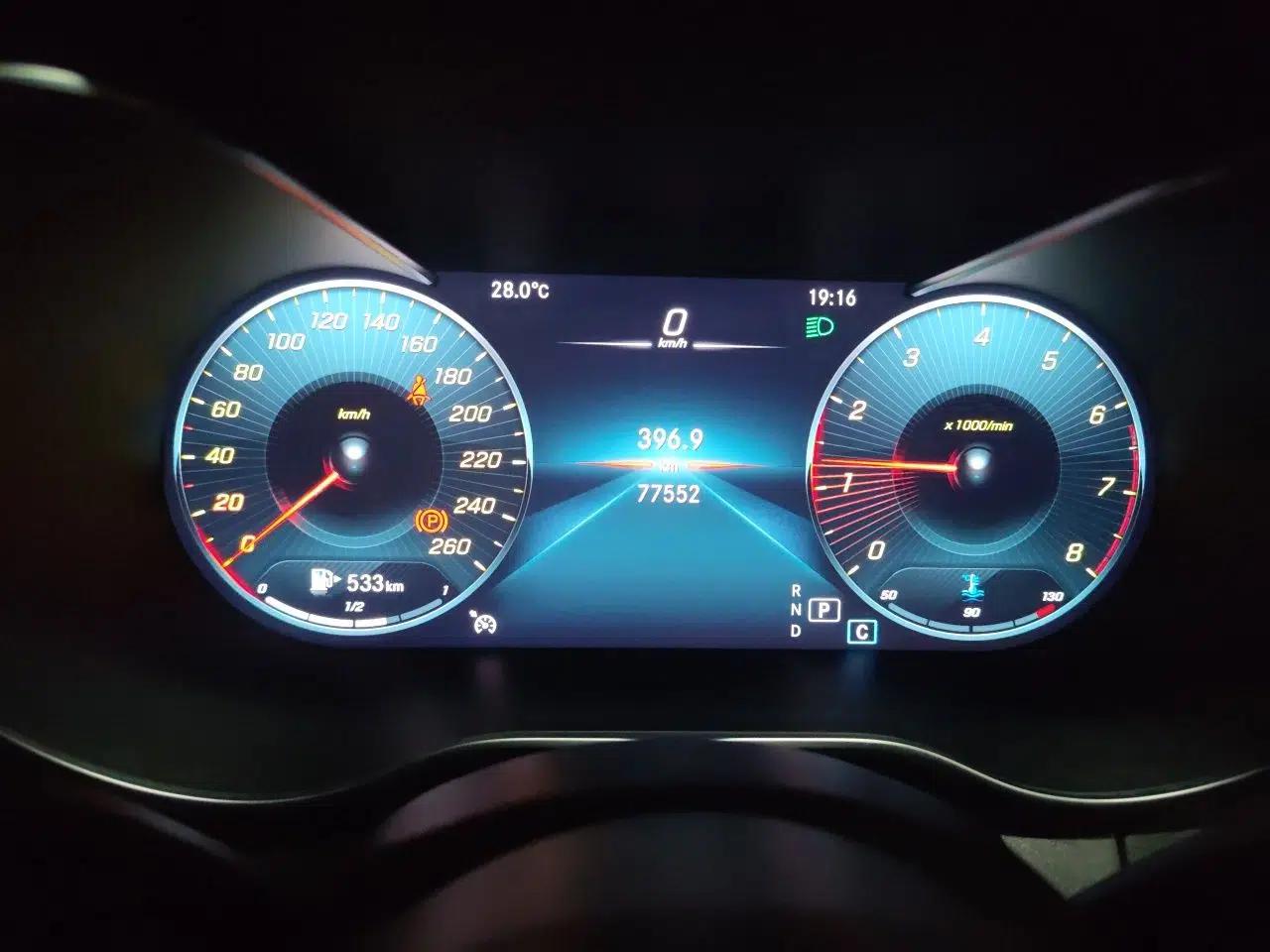 Mercedes-Benz C-Class 2020 C 200 L Fashion Edition Sport Version — миниатюра 11