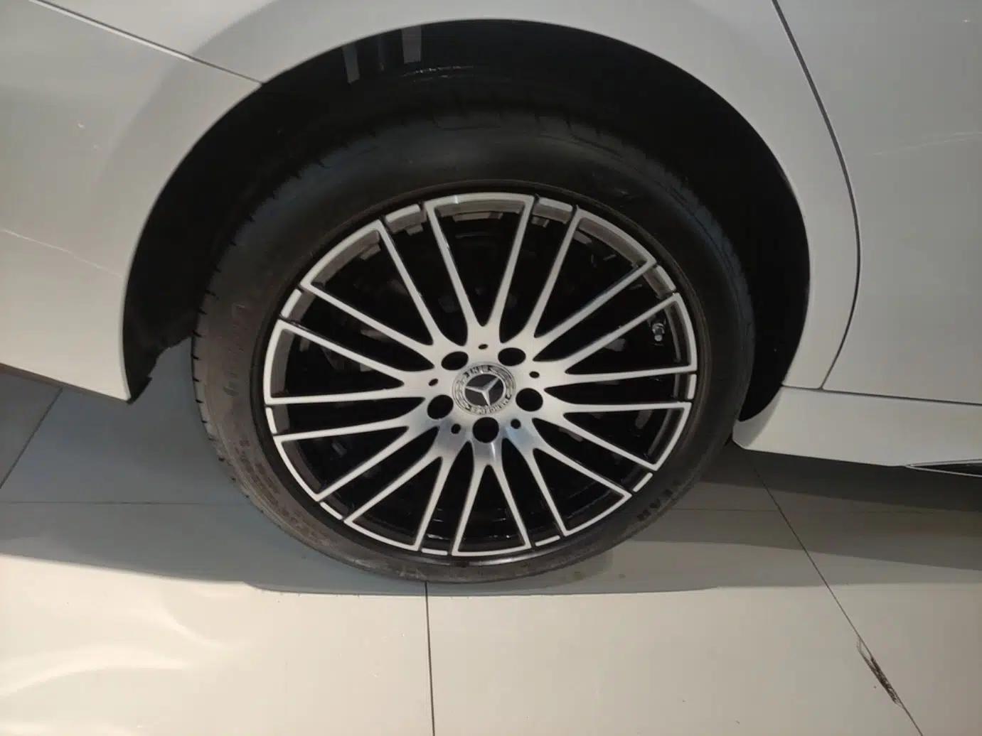 Mercedes-Benz C-Class 2025 C 200 L Sport Edition — миниатюра 16