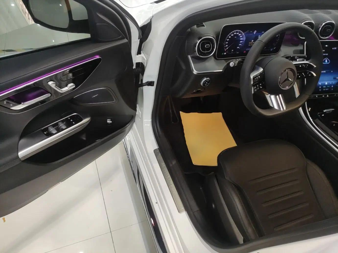 Mercedes-Benz C-Class 2025 C 200 L Sport Edition — миниатюра 23