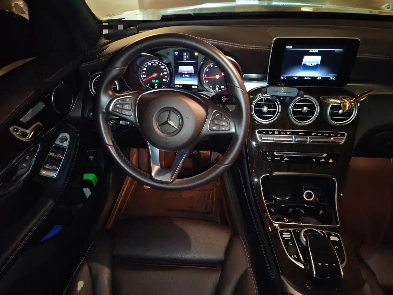 Mercedes-Benz GLC 2018 GLC 260 4MATIC Dynamic Edition — миниатюра 10