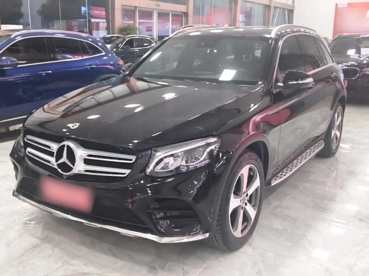 Mercedes-Benz GLC 2017 GLC 260 4MATIC Luxury Model — миниатюра 1