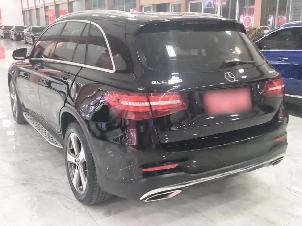 Mercedes-Benz GLC 2017 GLC 260 4MATIC Luxury Model — миниатюра 4