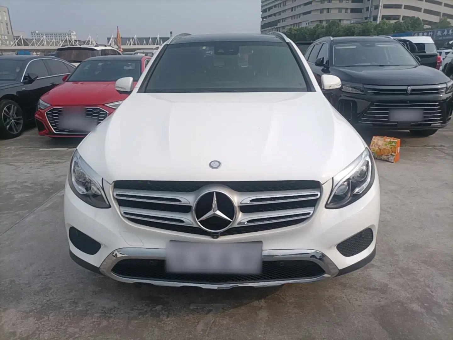 Mercedes-Benz GLC 2016 GLC 300 4MATIC Dynamic Model — миниатюра 2