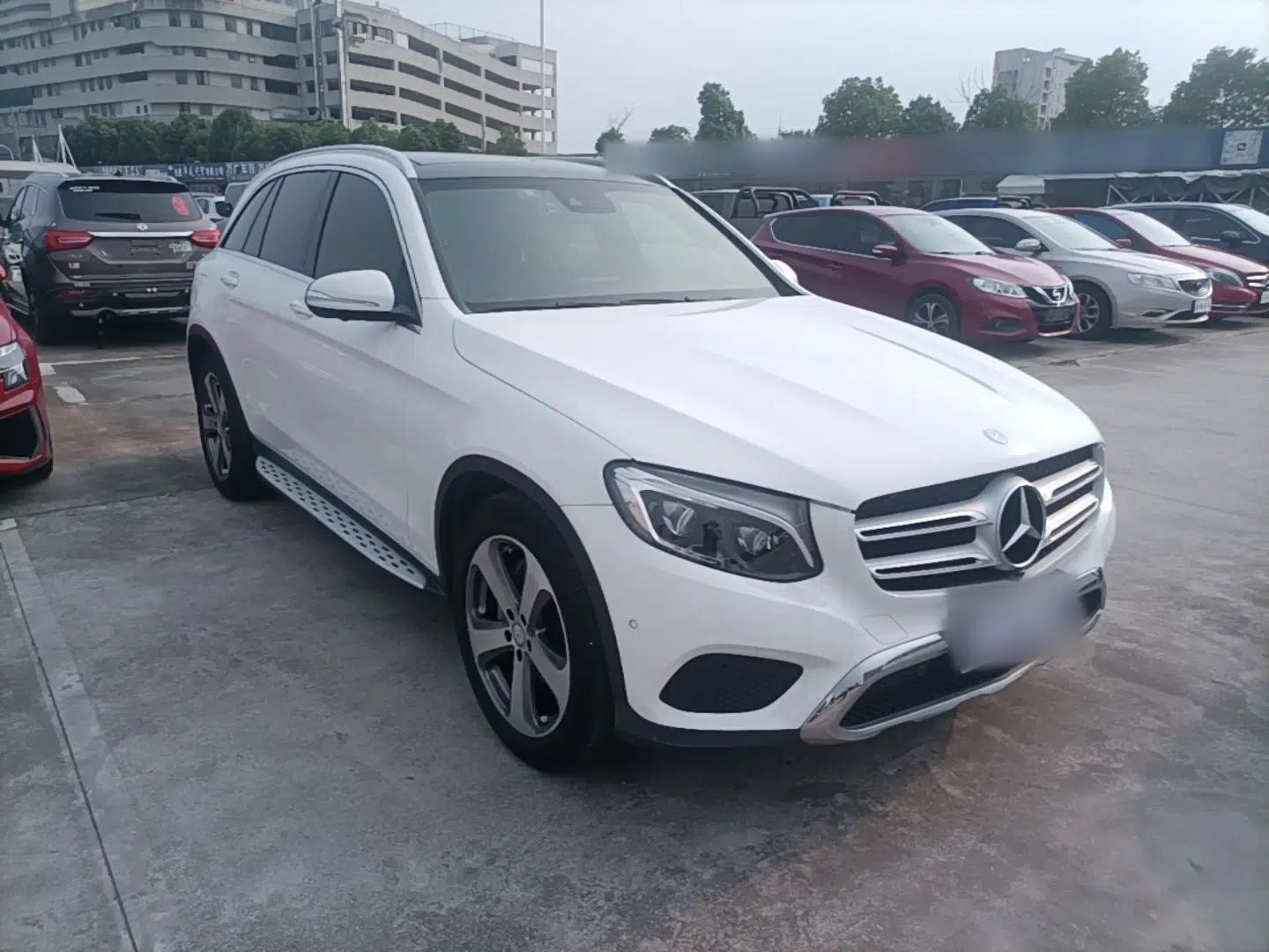 Mercedes-Benz GLC 2016 GLC 300 4MATIC Dynamic Model — миниатюра 3