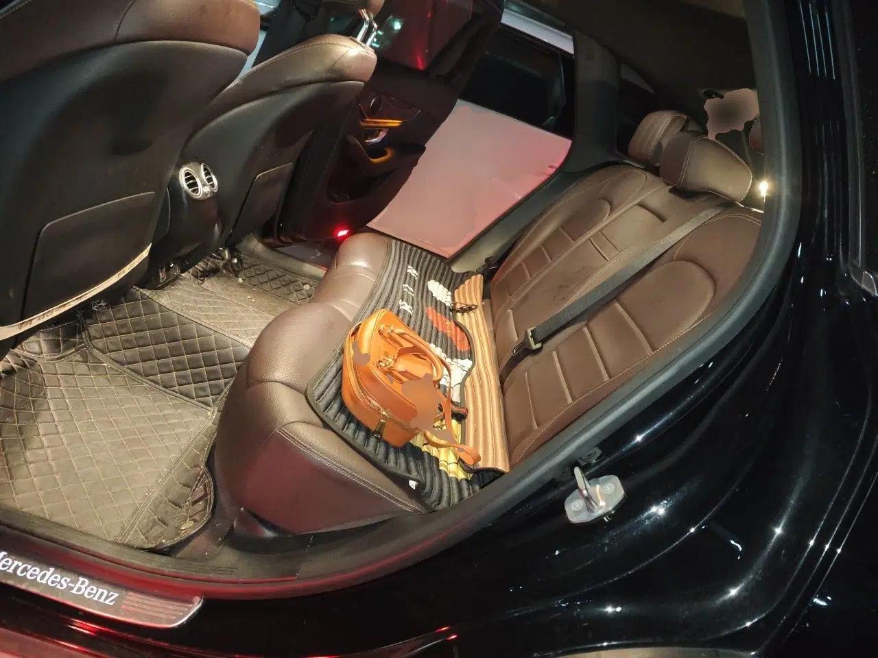 Mercedes-Benz GLC 2019 Facelift GLC 260 L 4MATIC Luxury Model — миниатюра 17