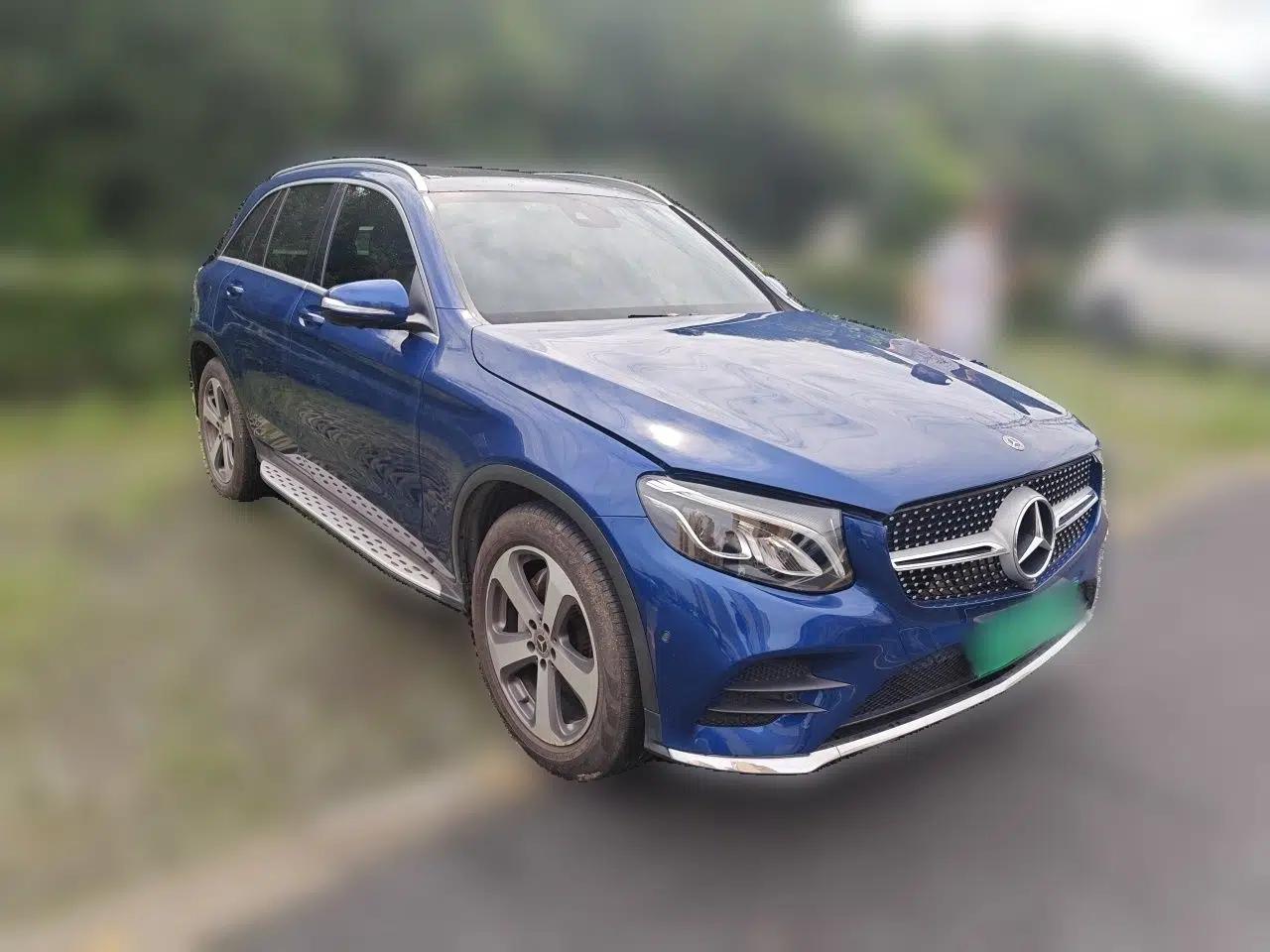 Mercedes-Benz GLC 2017 GLC 260 4MATIC Luxury Model — миниатюра 3