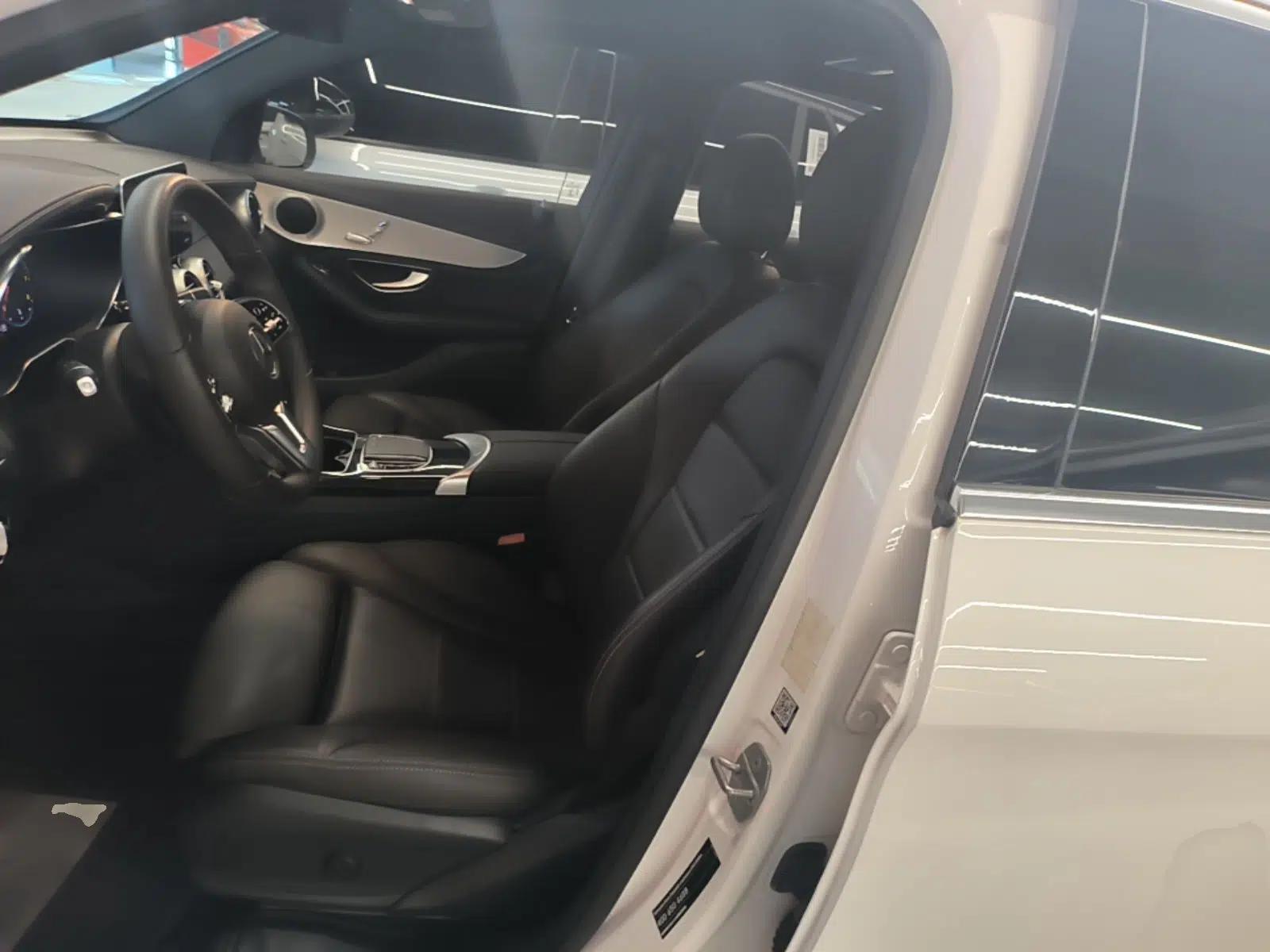 Mercedes-Benz GLC 2020 Facelifted GLC 260 L 4MATIC Dynamic Edition — миниатюра 17