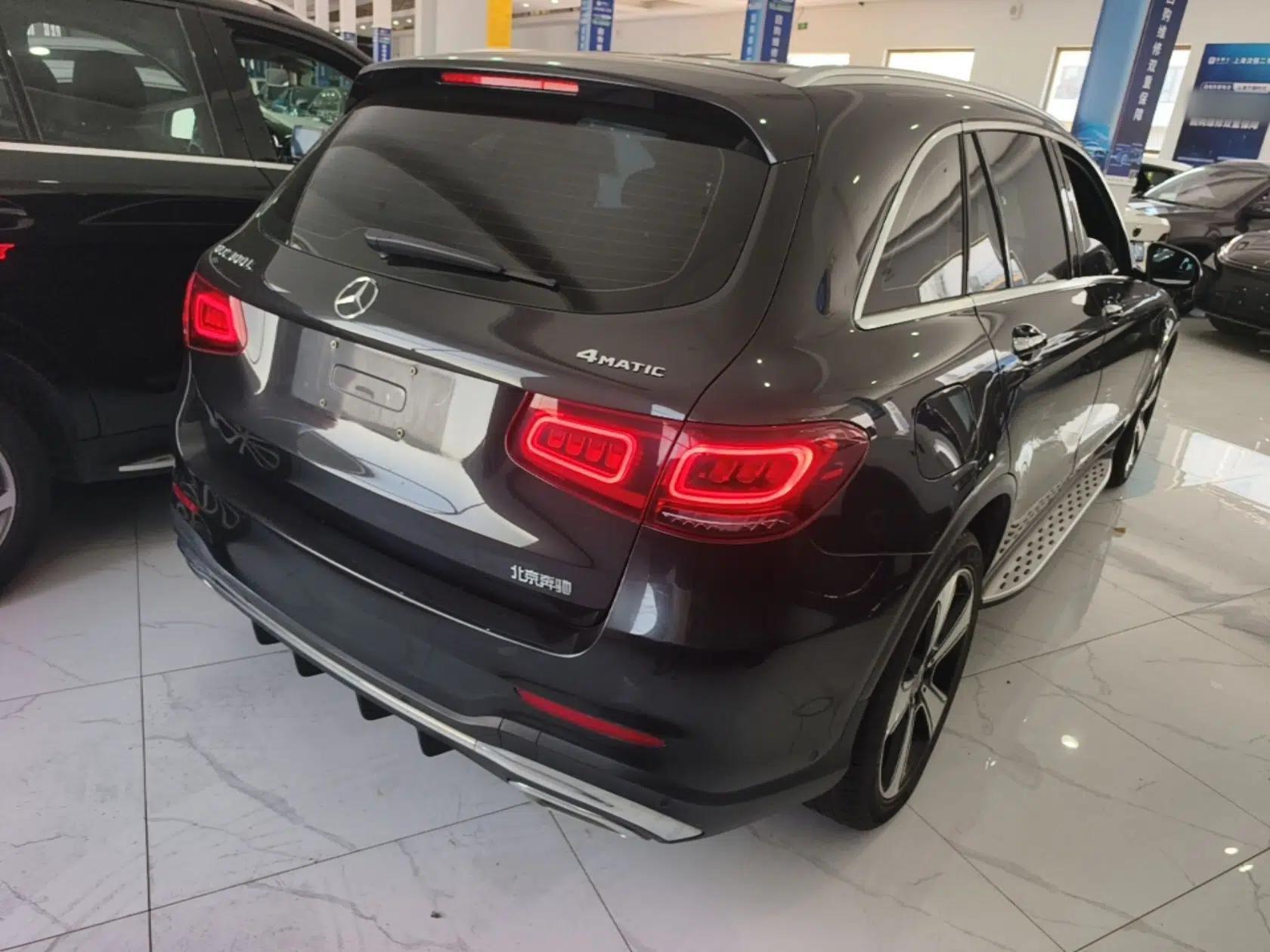 Mercedes-Benz GLC 2020 GLC 300 L 4MATIC Luxury Model — миниатюра 6
