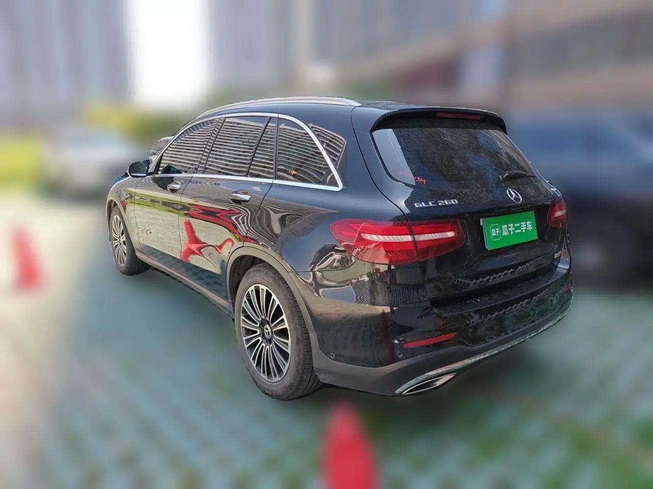 Mercedes-Benz GLC 2018 GLC 260 4MATIC Dynamic Edition — миниатюра 4