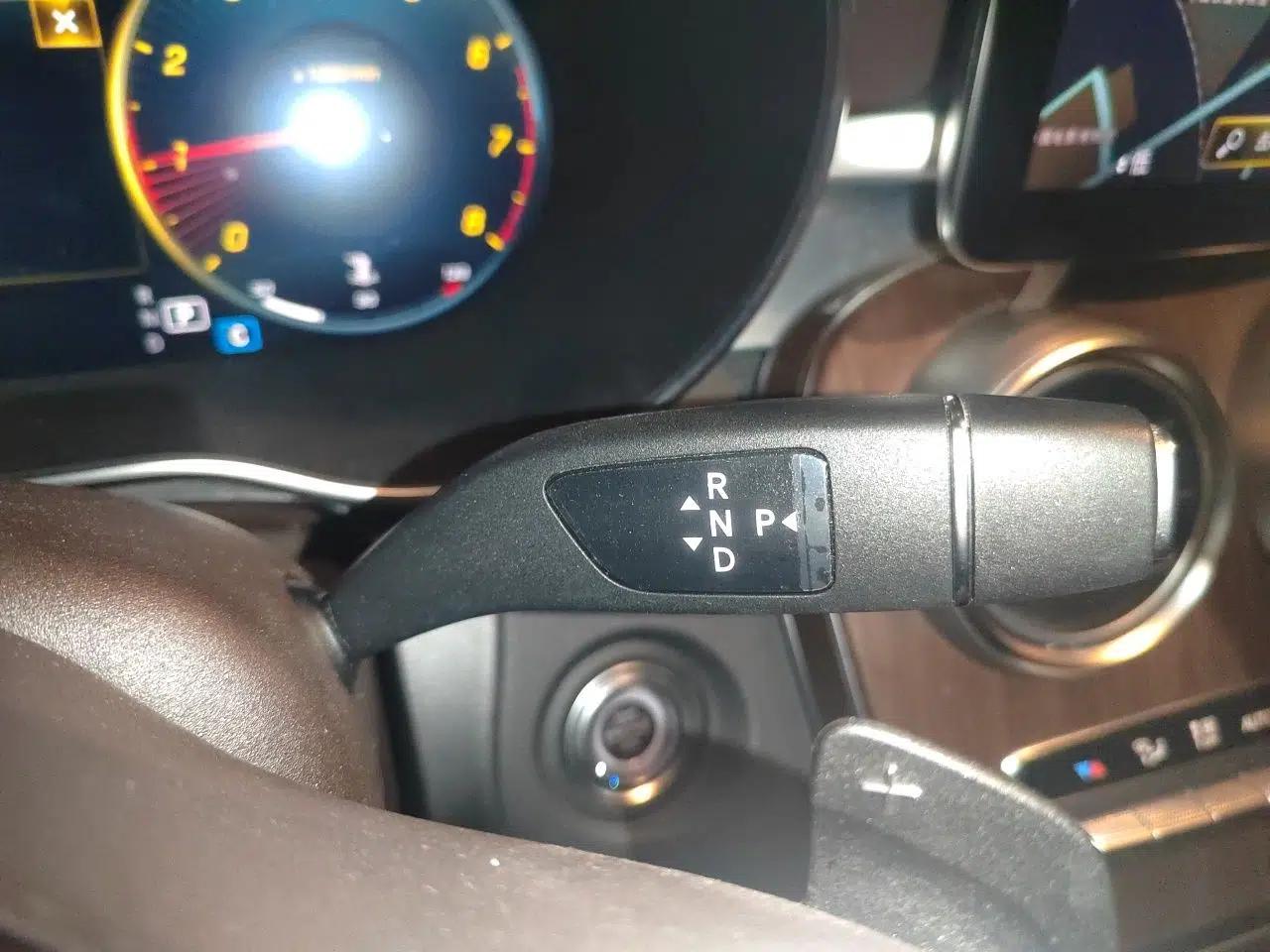 Mercedes-Benz GLC 2021 GLC 300 L 4MATIC Dynamic Model — миниатюра 14