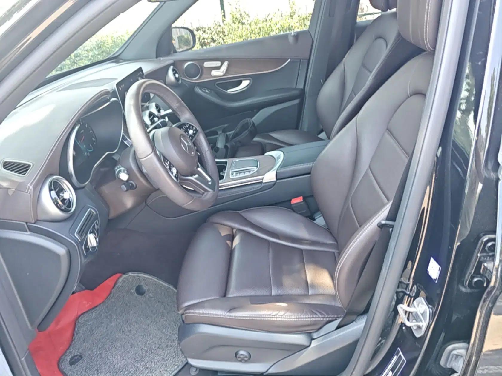 Mercedes-Benz GLC 2021 GLC 260 L 4MATIC Luxury Model — миниатюра 17