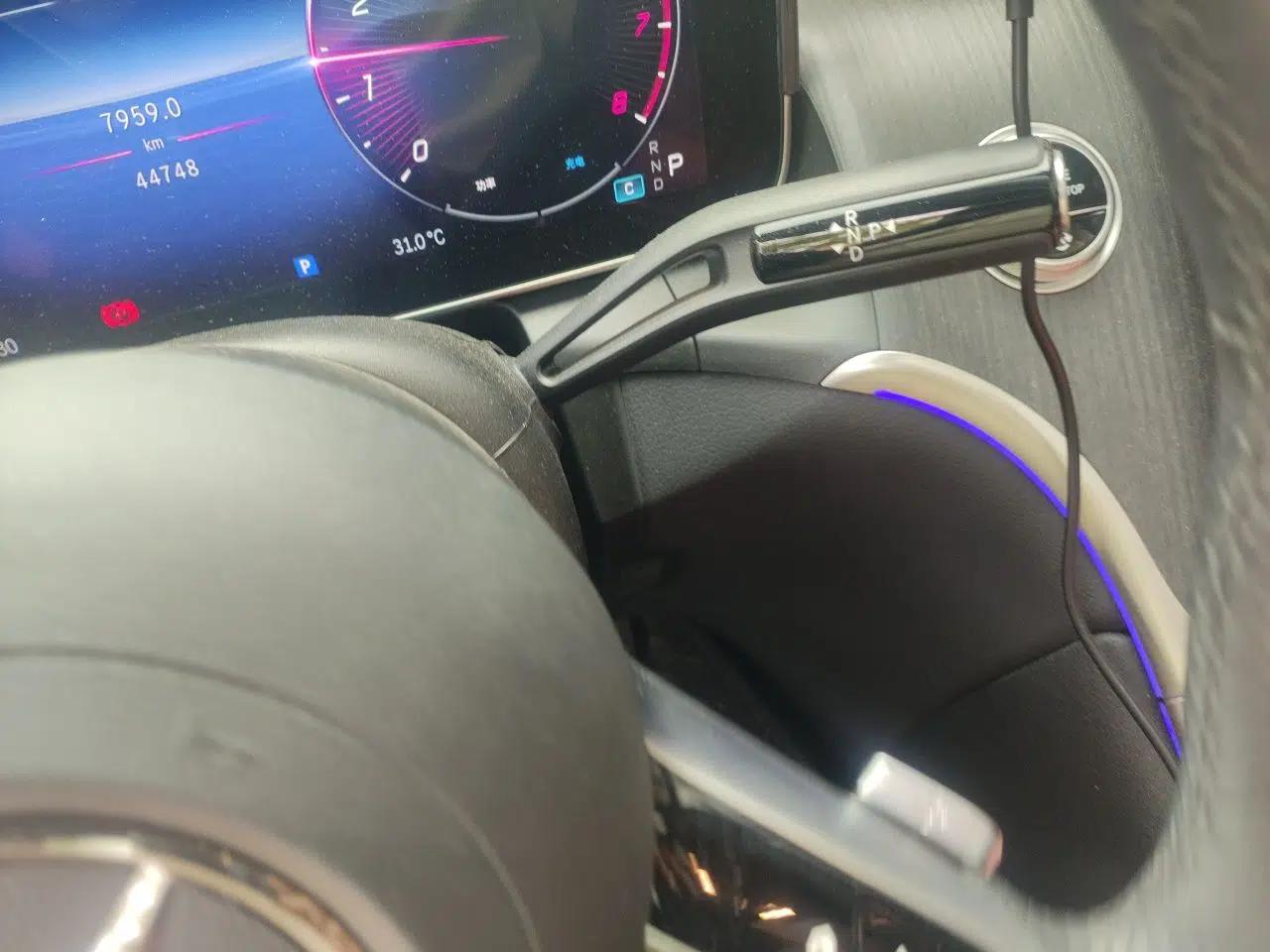 Mercedes-Benz GLC 2023 GLC 260 L 4MATIC Luxury Model 5 Seats — миниатюра 14