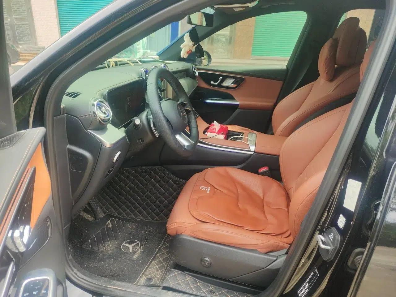 Mercedes-Benz GLC 2023 GLC 260 L 4MATIC Luxury Model 5 Seats — миниатюра 16