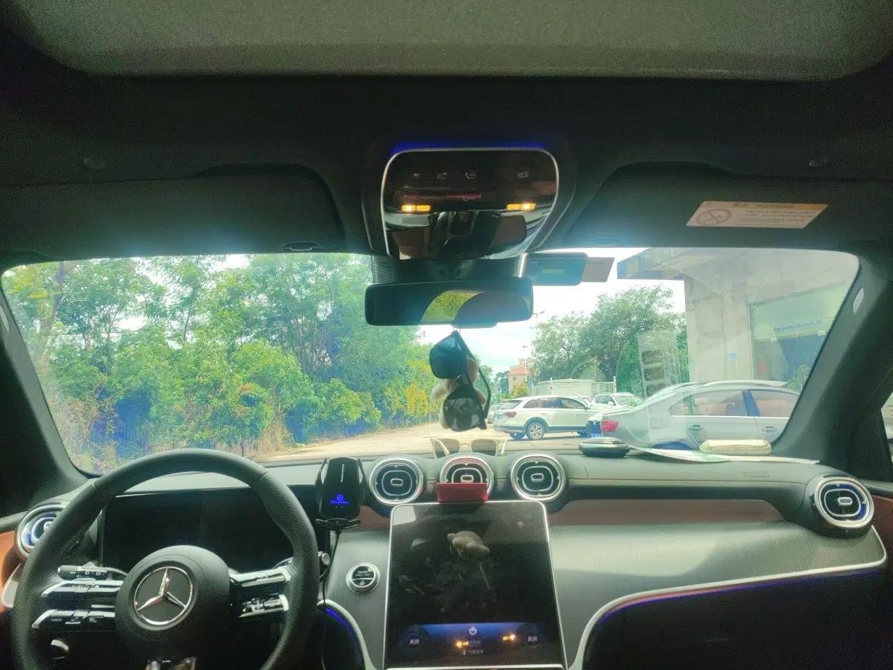Mercedes-Benz GLC 2023 GLC 260 L 4MATIC Luxury Model 5 Seats — миниатюра 18