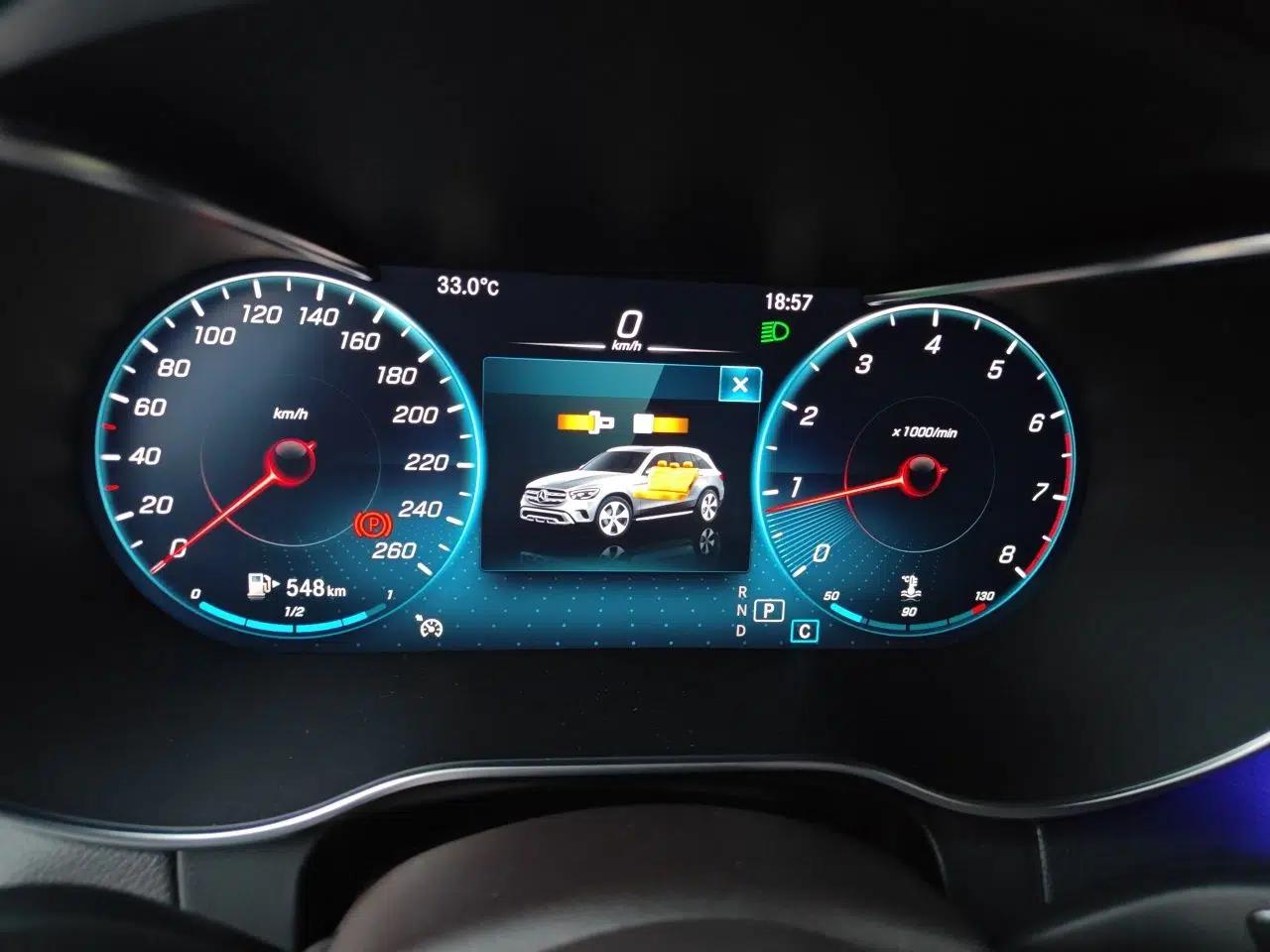 Mercedes-Benz GLC 2022 Second Facelift GLC 260 L 4MATIC Luxury Edition — миниатюра 11